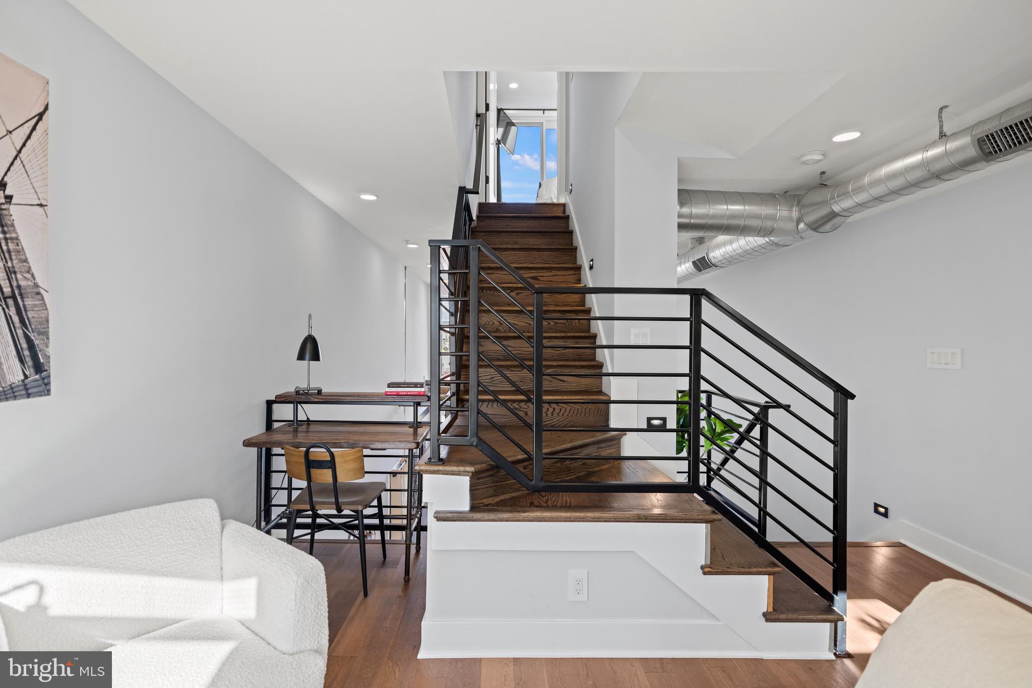 H STREET CORRIDOR - Residential Income