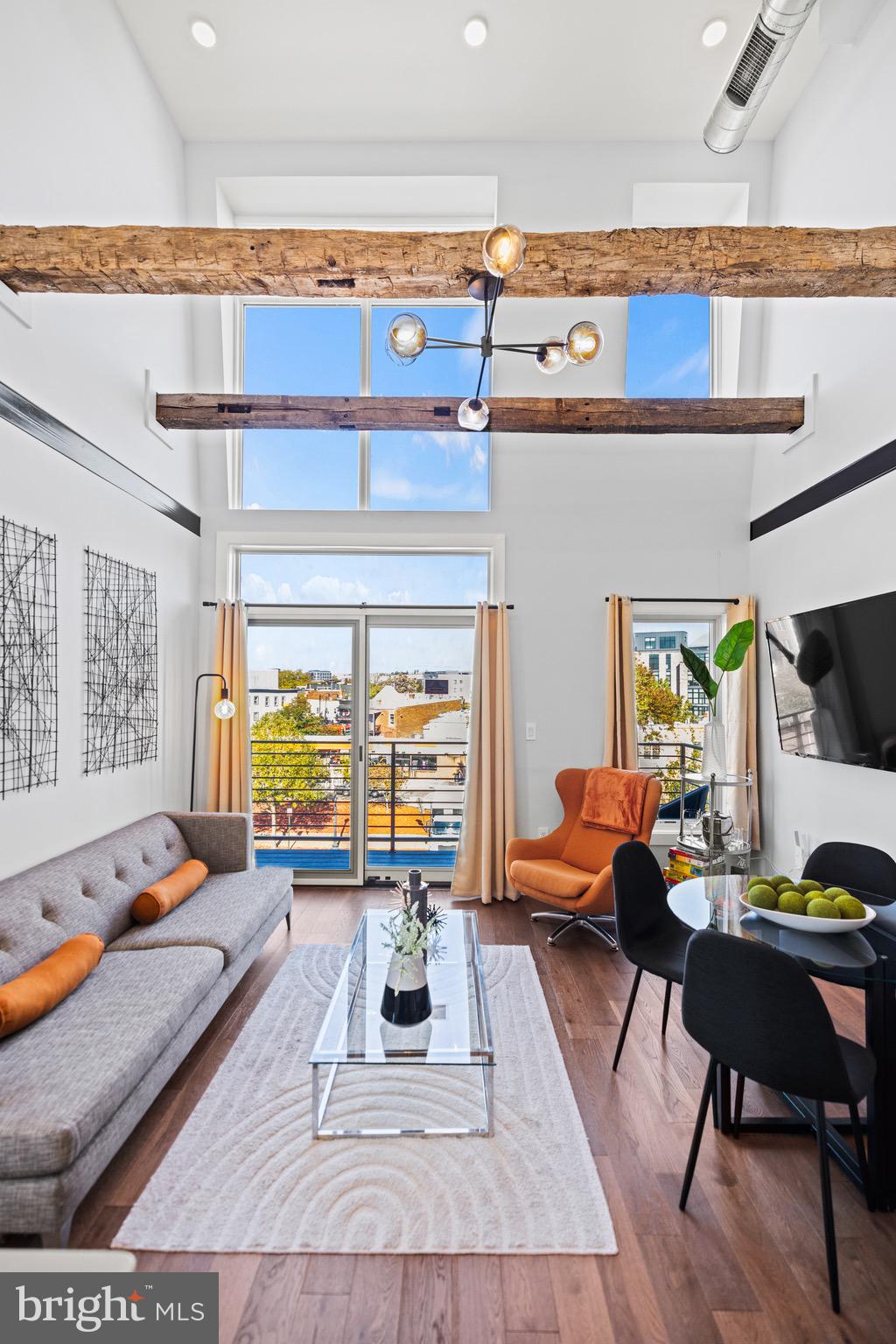 H STREET CORRIDOR - Residential Income