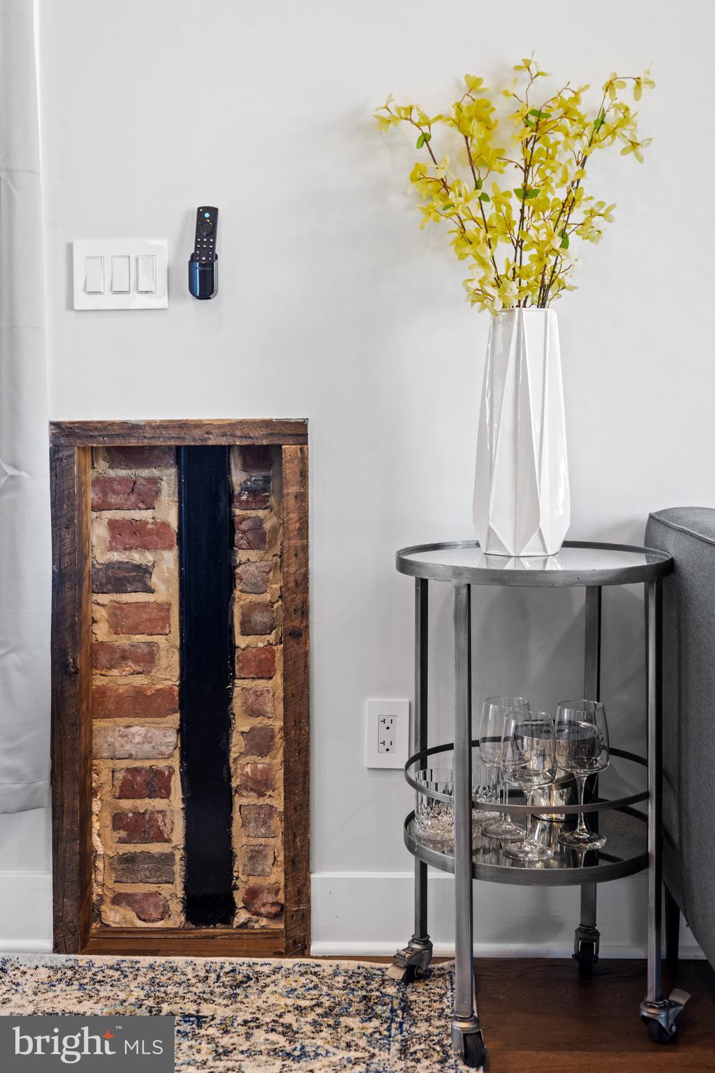 H STREET CORRIDOR - Residential Income