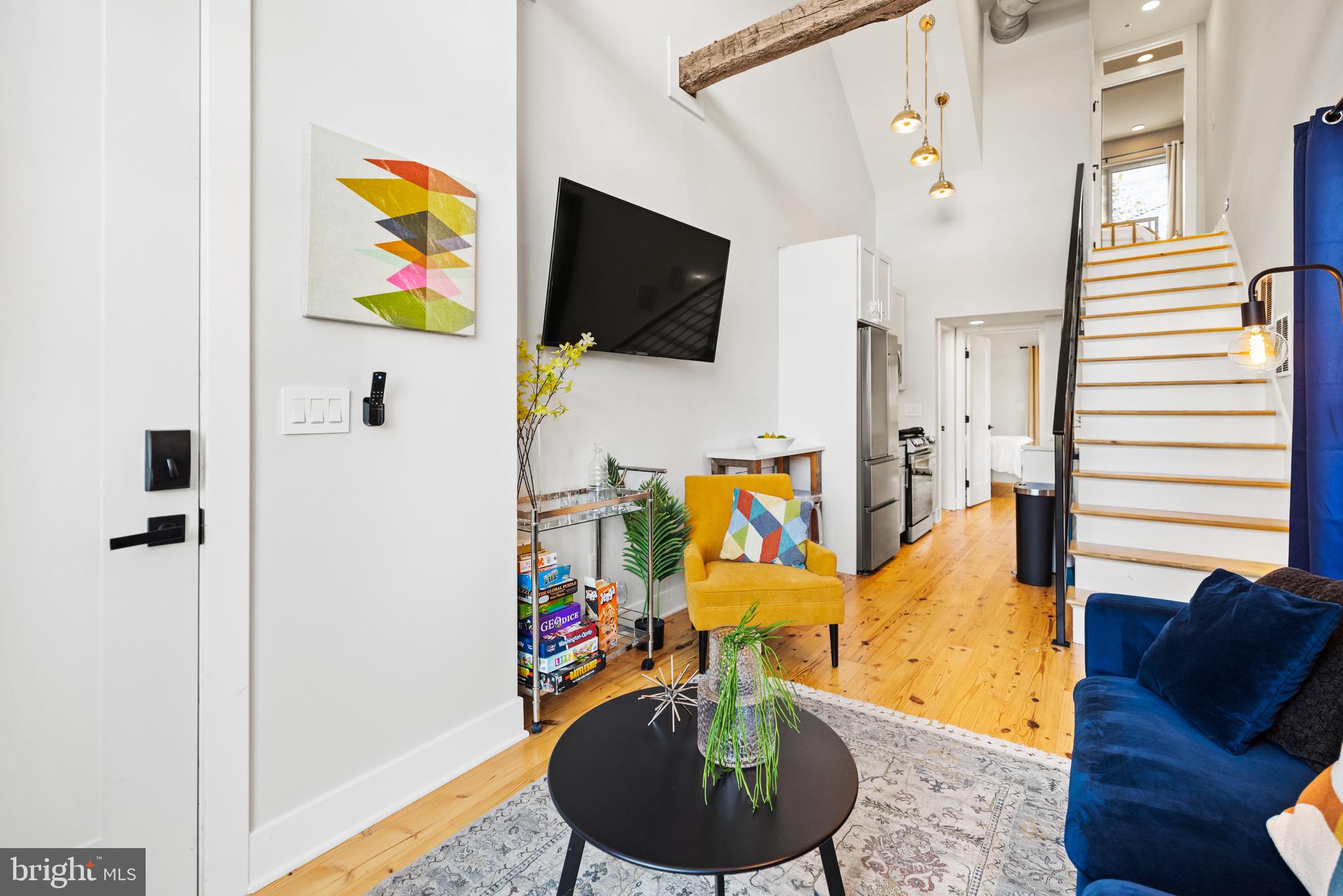 H STREET CORRIDOR - Residential Income