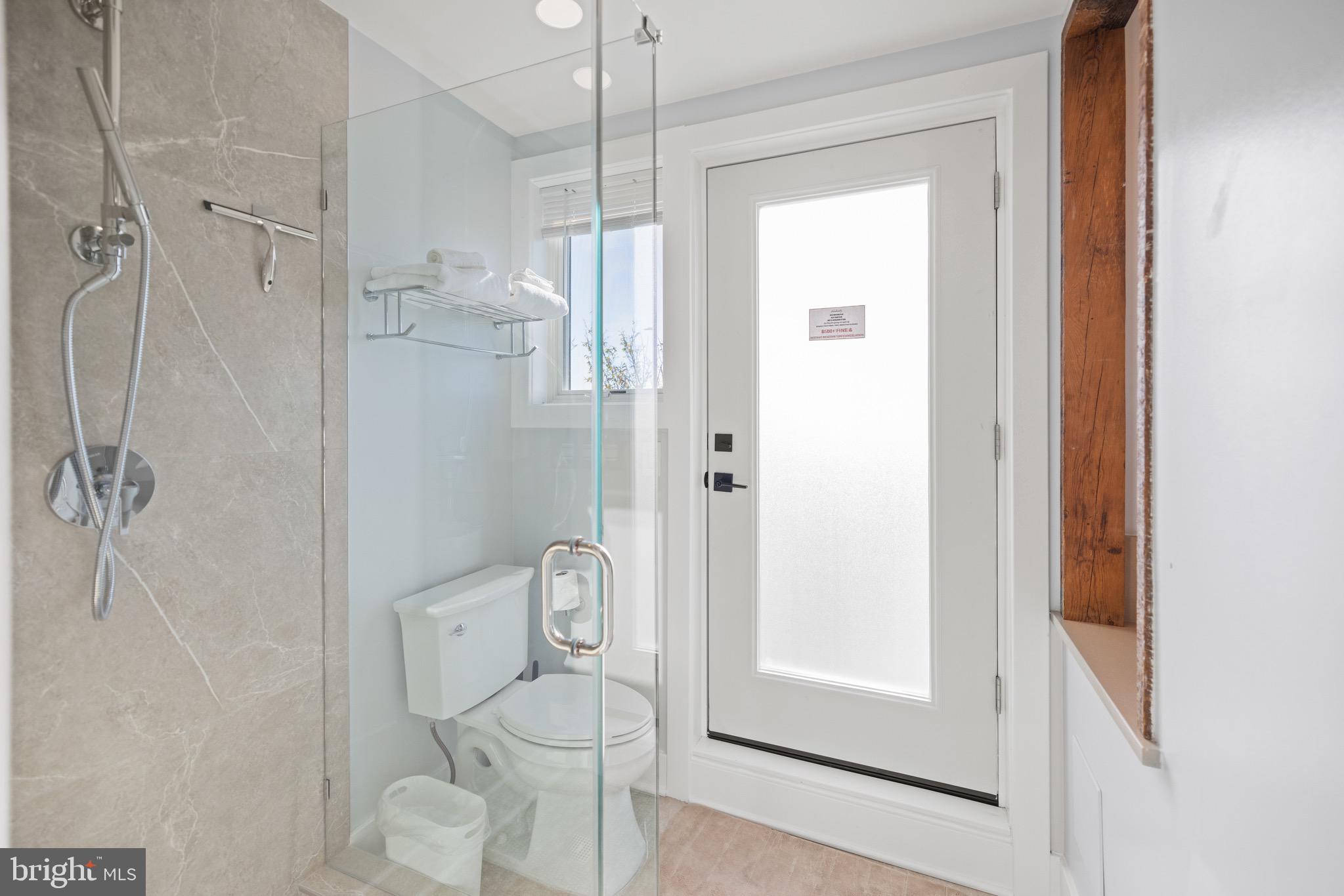 H STREET CORRIDOR - Residential Income