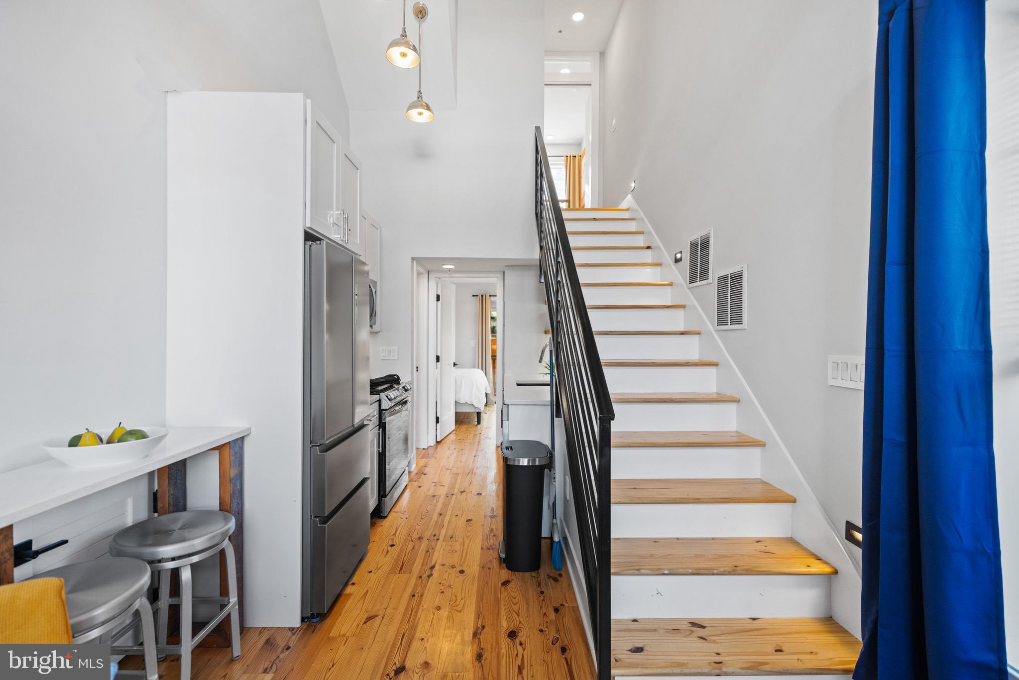 H STREET CORRIDOR - Residential Income