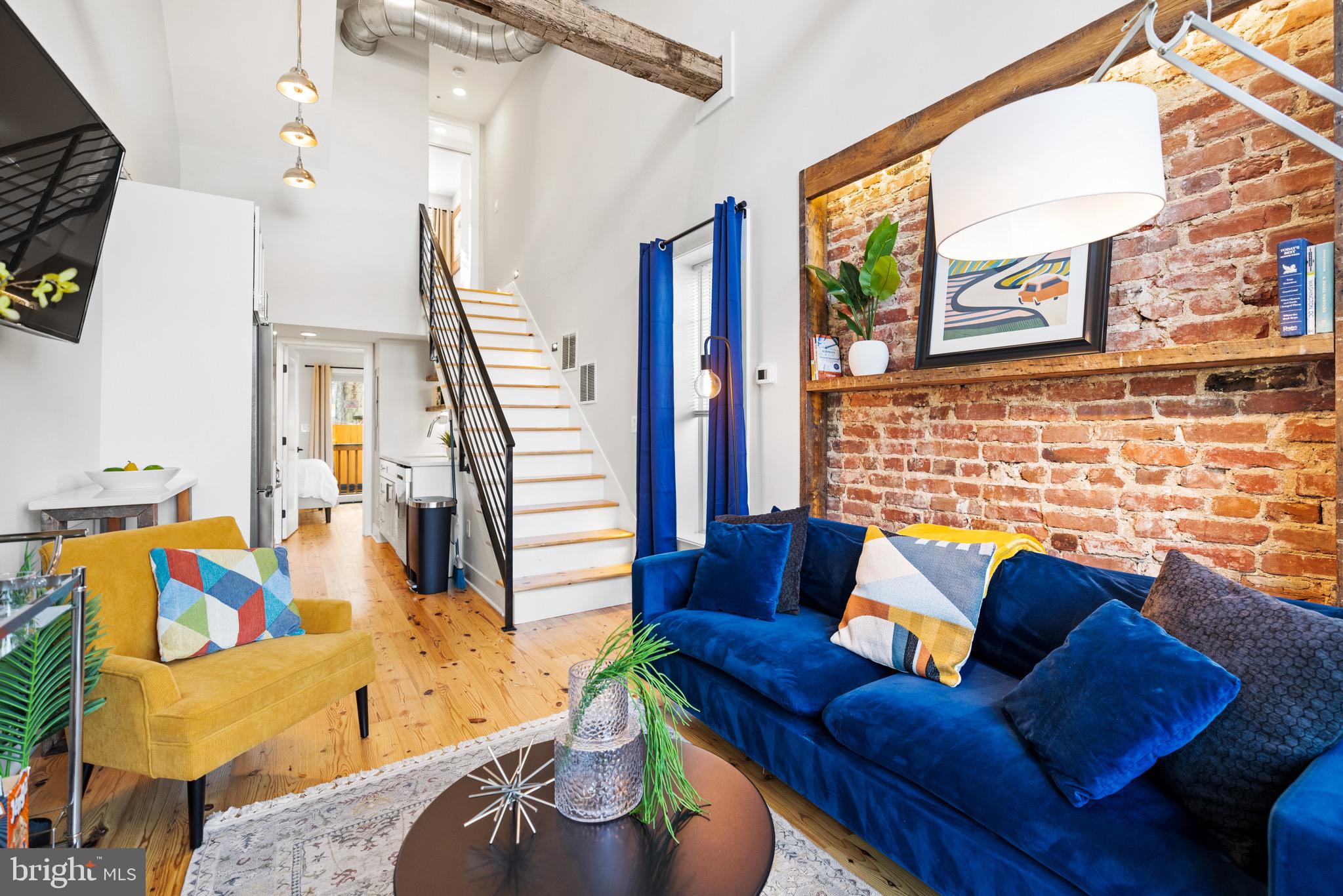 H STREET CORRIDOR - Residential Income