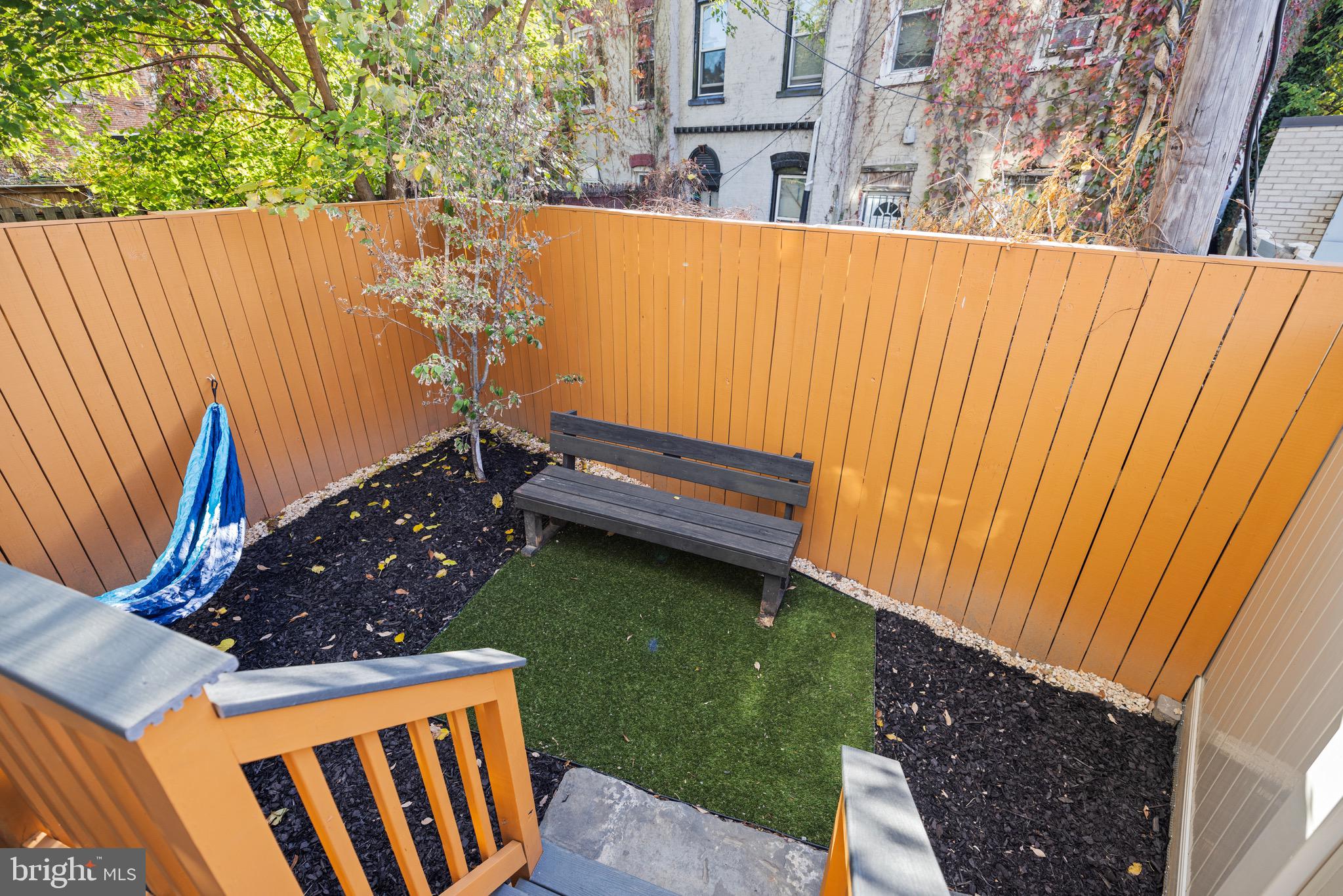 H STREET CORRIDOR - Residential Income