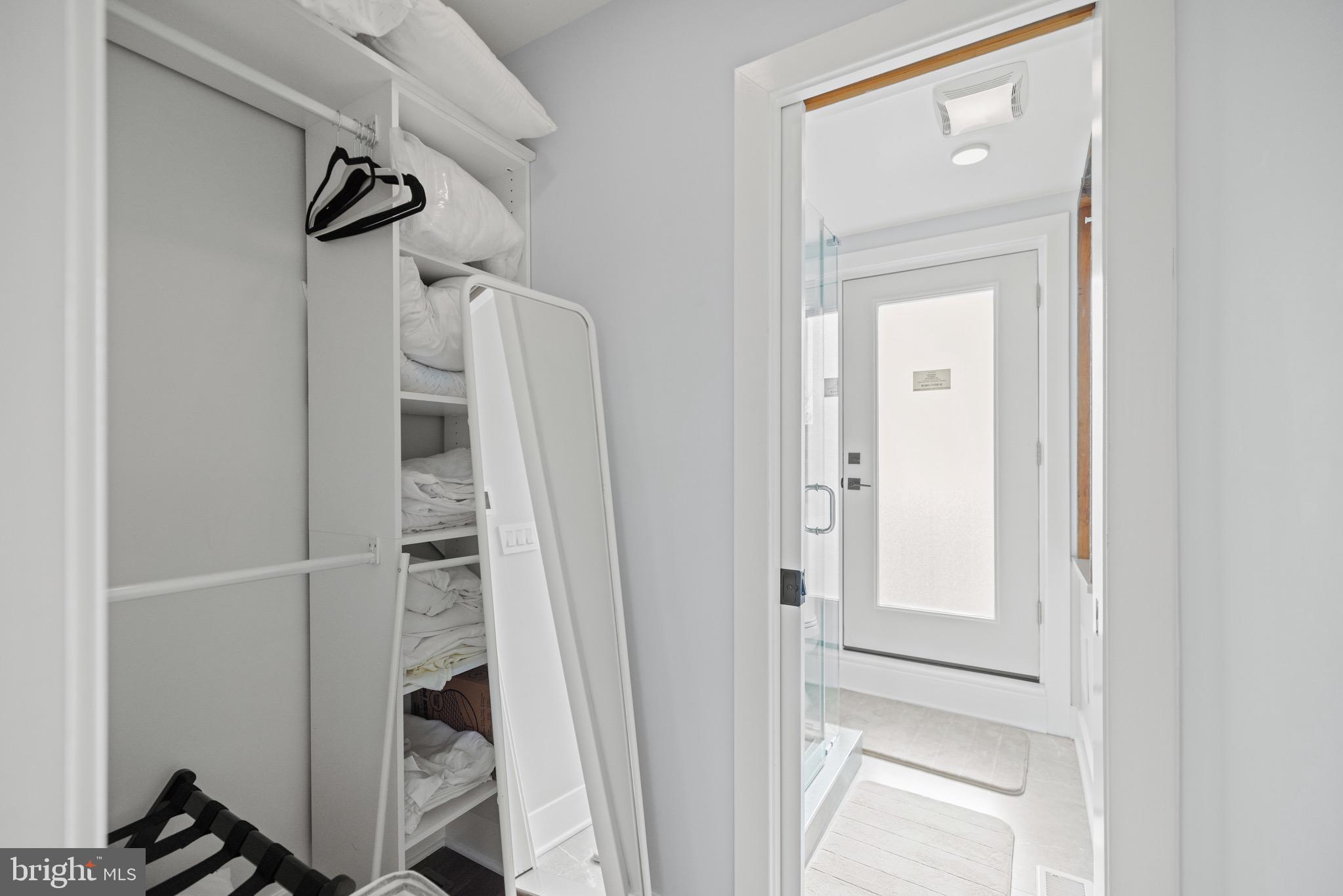 H STREET CORRIDOR - Residential Income