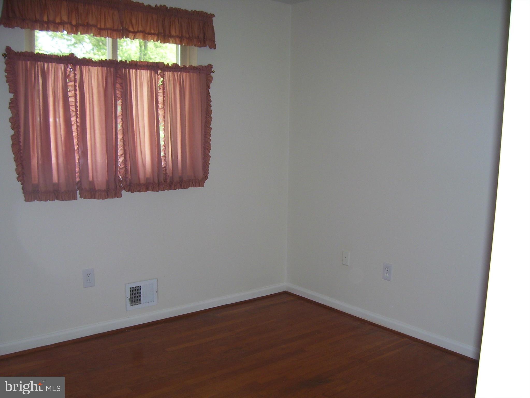 KINGS PARK - Residential