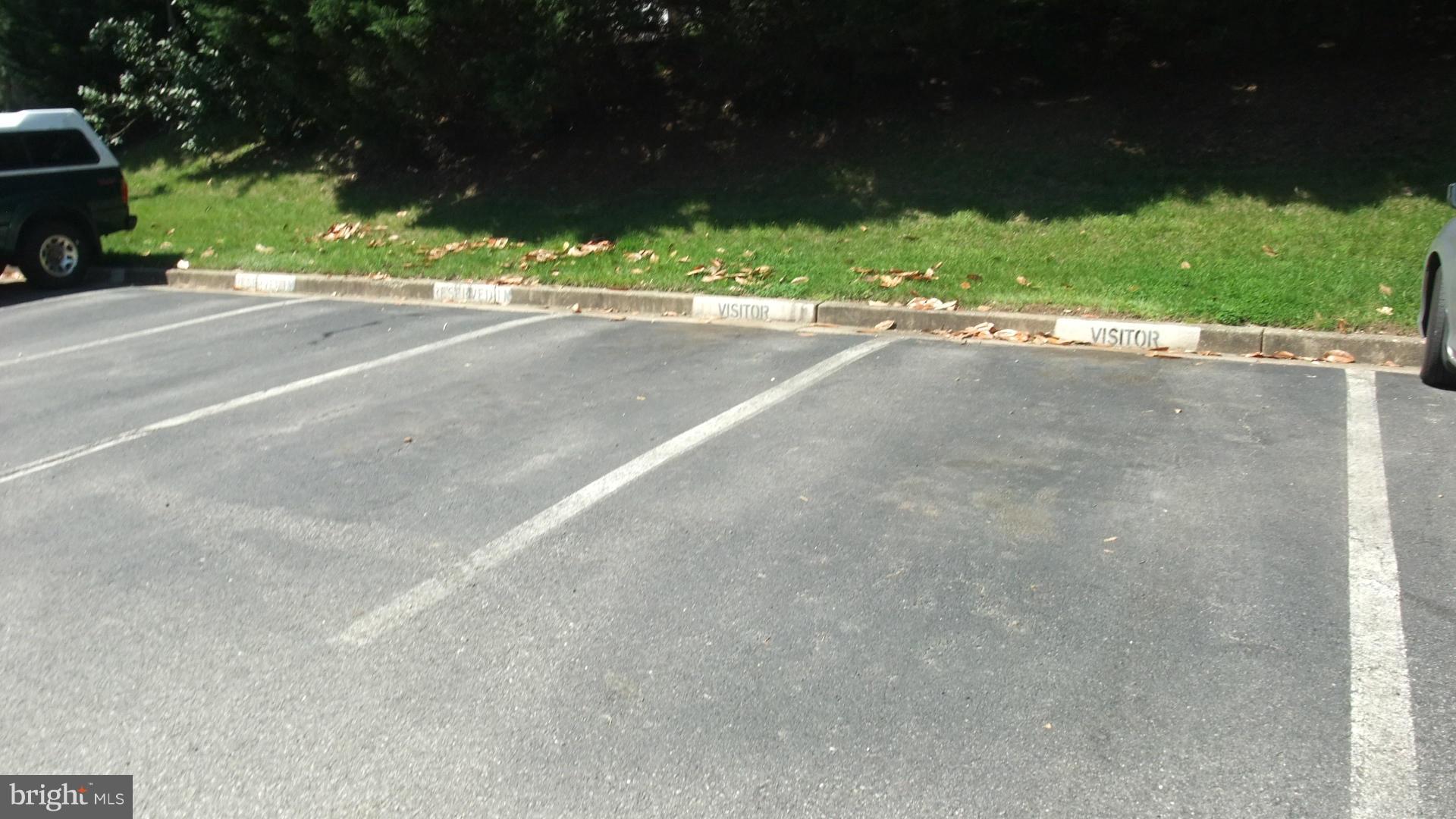 MOORINGS OF OCCOQUAN CON - Residential Lease