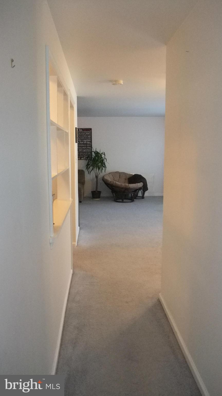 MOORINGS OF OCCOQUAN CON - Residential Lease