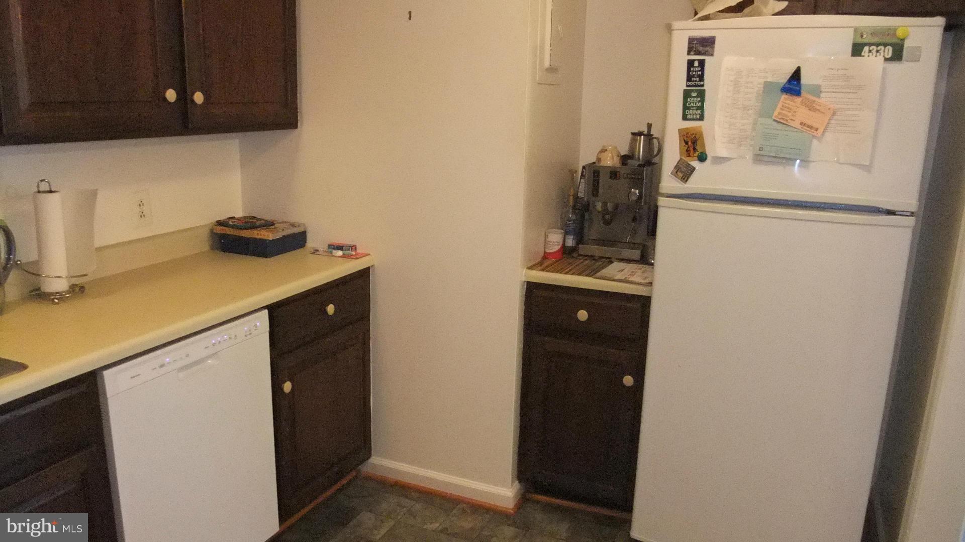 MOORINGS OF OCCOQUAN CON - Residential Lease