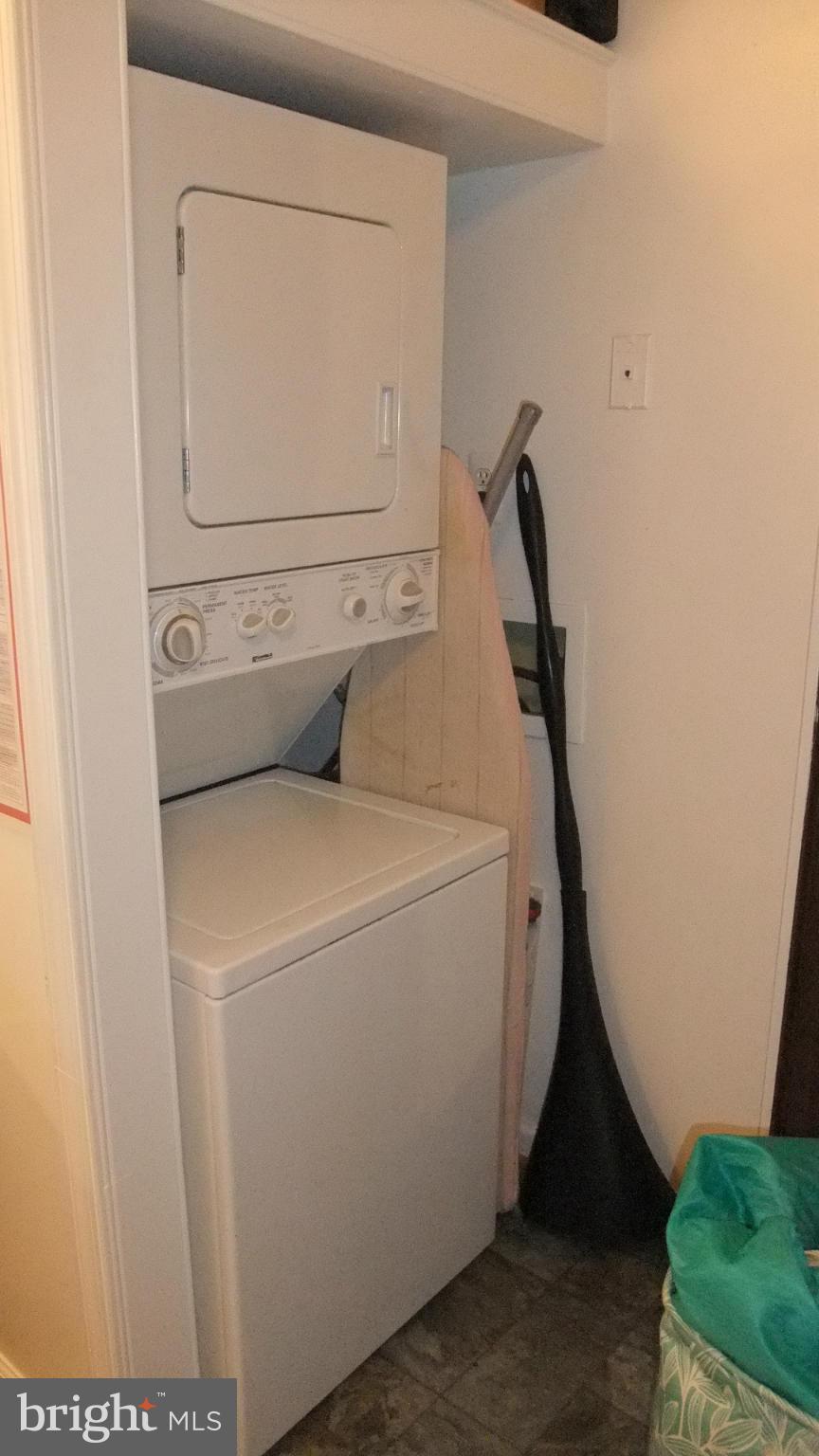 MOORINGS OF OCCOQUAN CON - Residential Lease