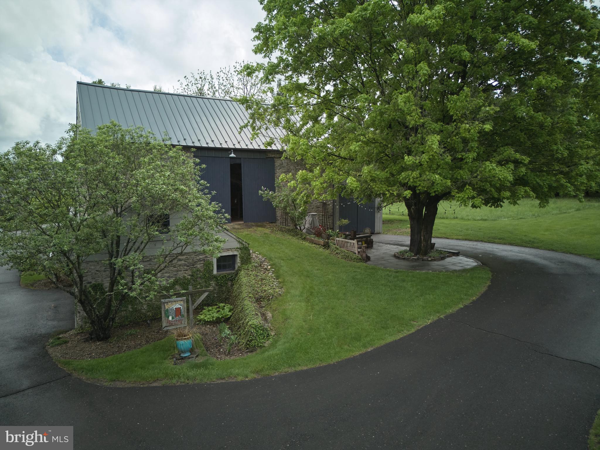 71 SWEETBRIAR ROAD