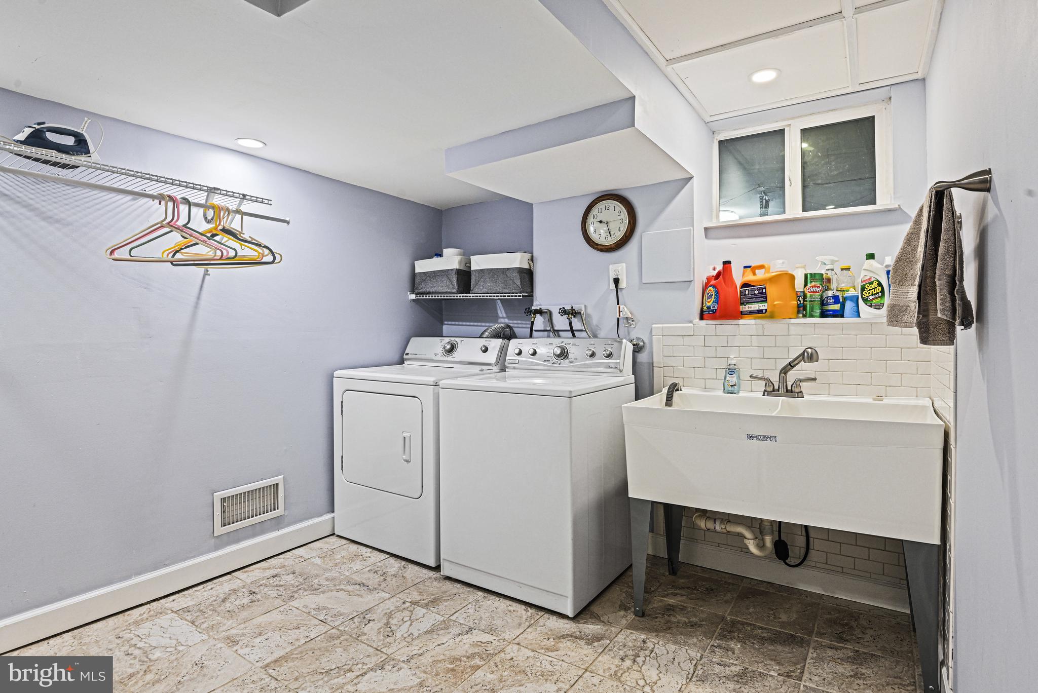 KENT GARDENS - Residential