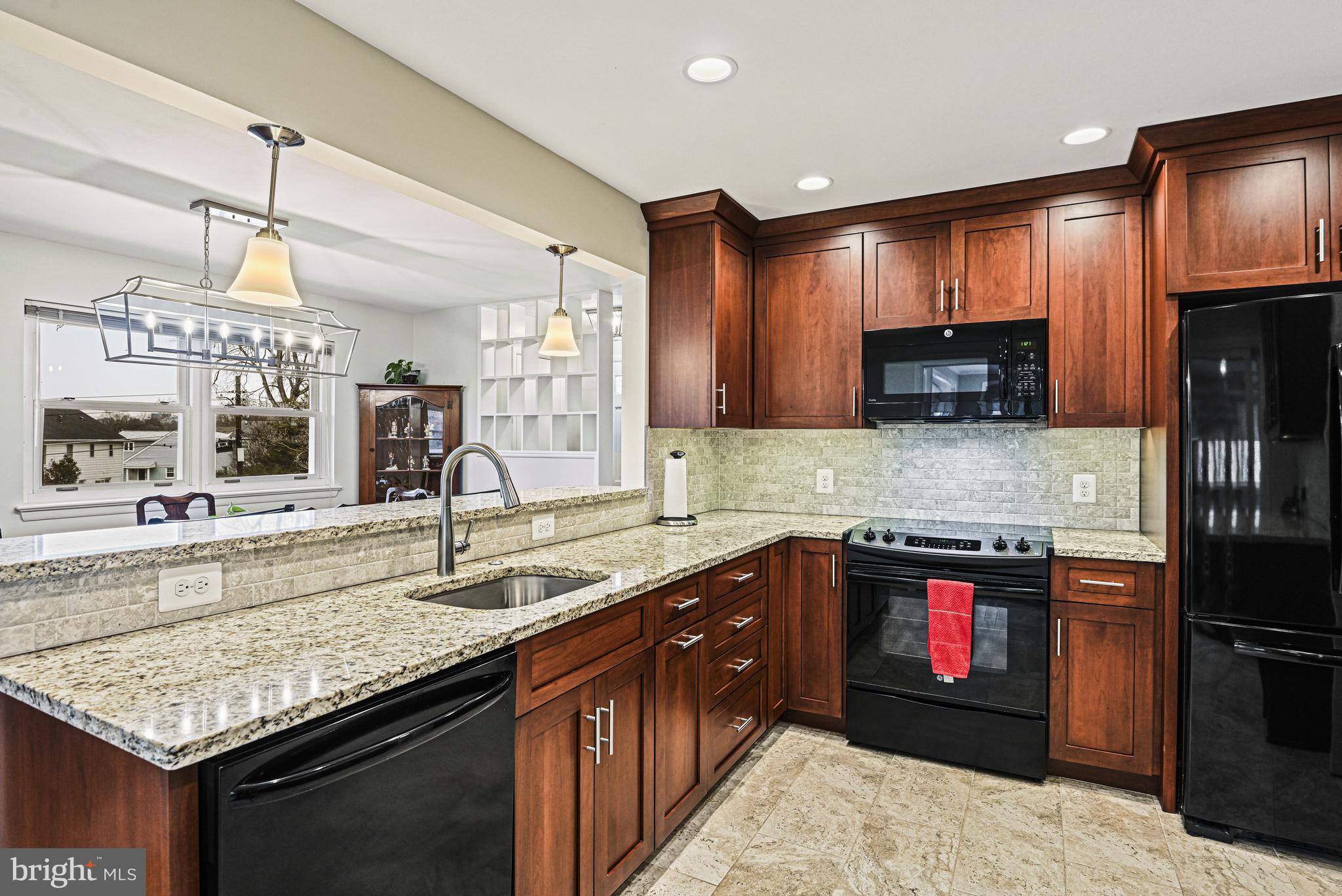 KENT GARDENS - Residential