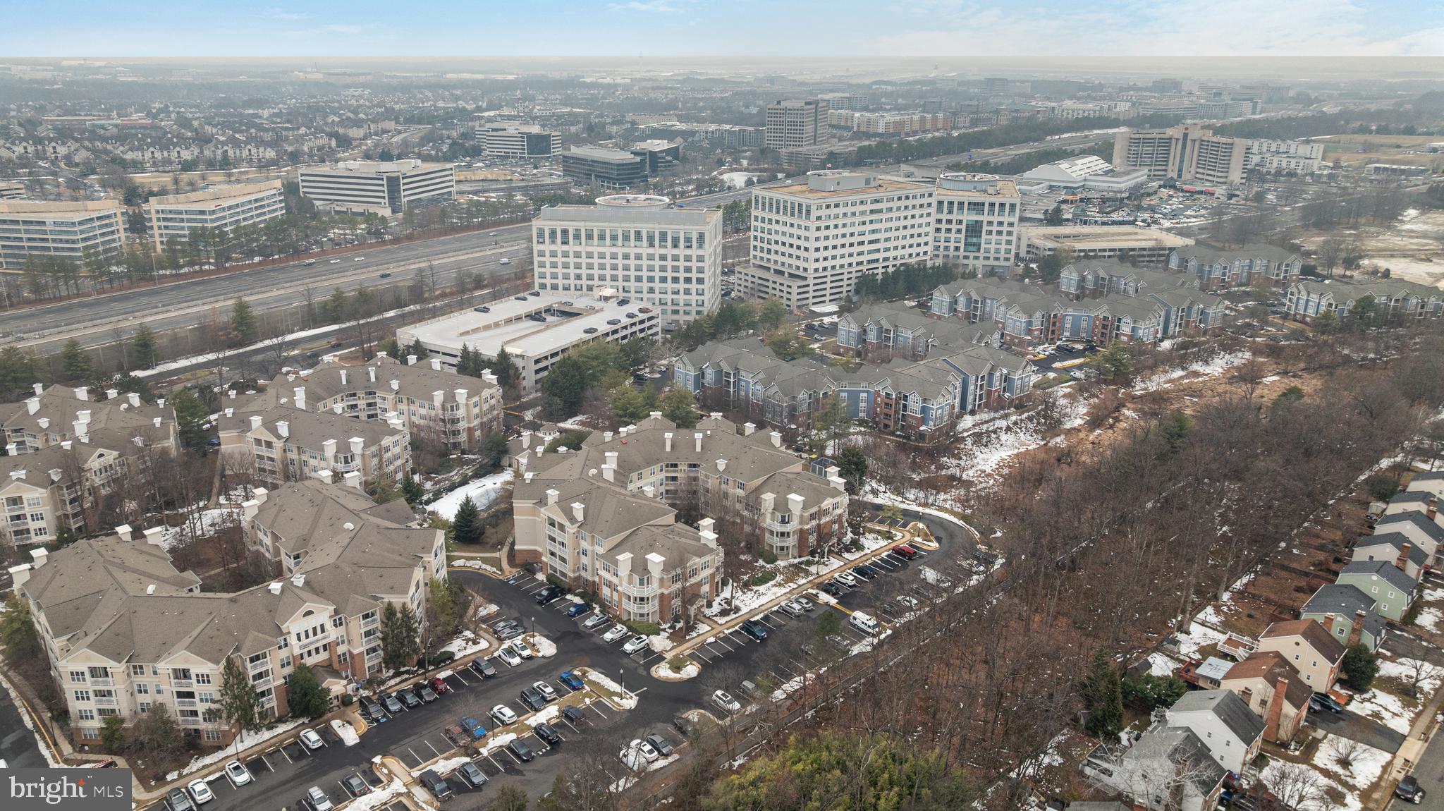 WORLDGATE CONDO - Residential