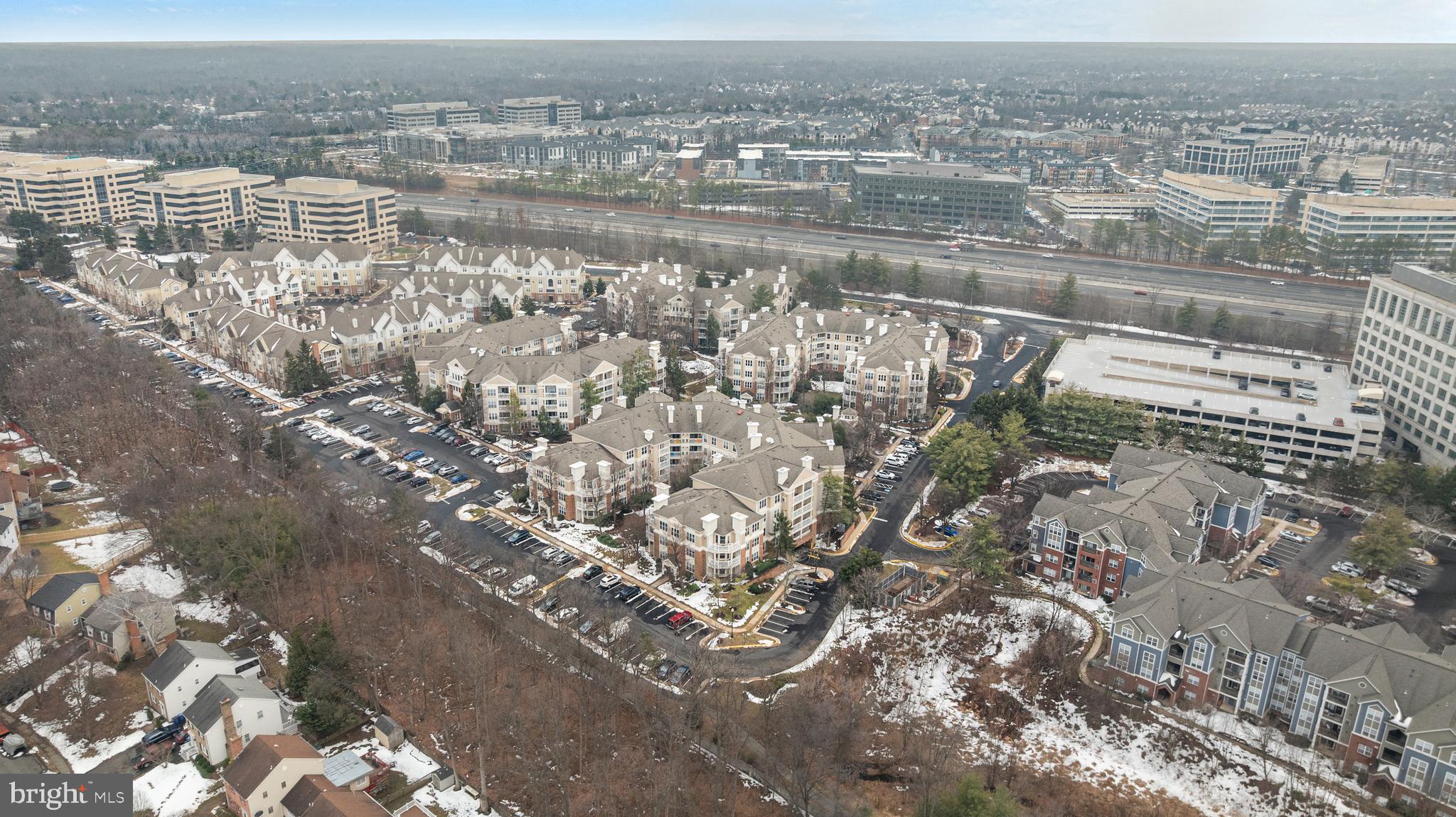 WORLDGATE CONDO - Residential