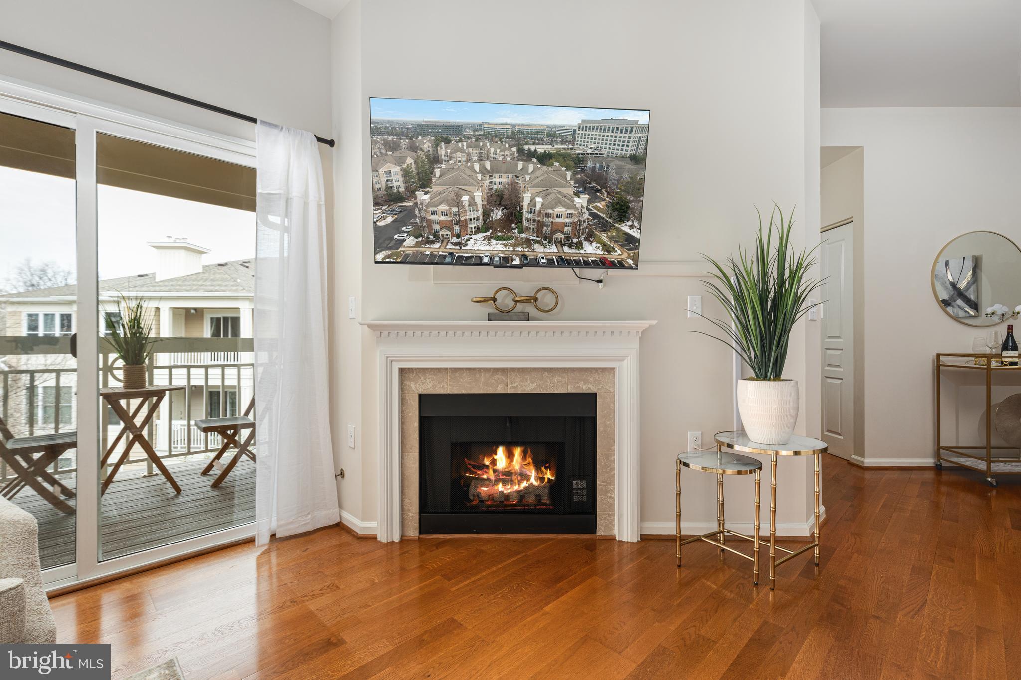 WORLDGATE CONDO - Residential