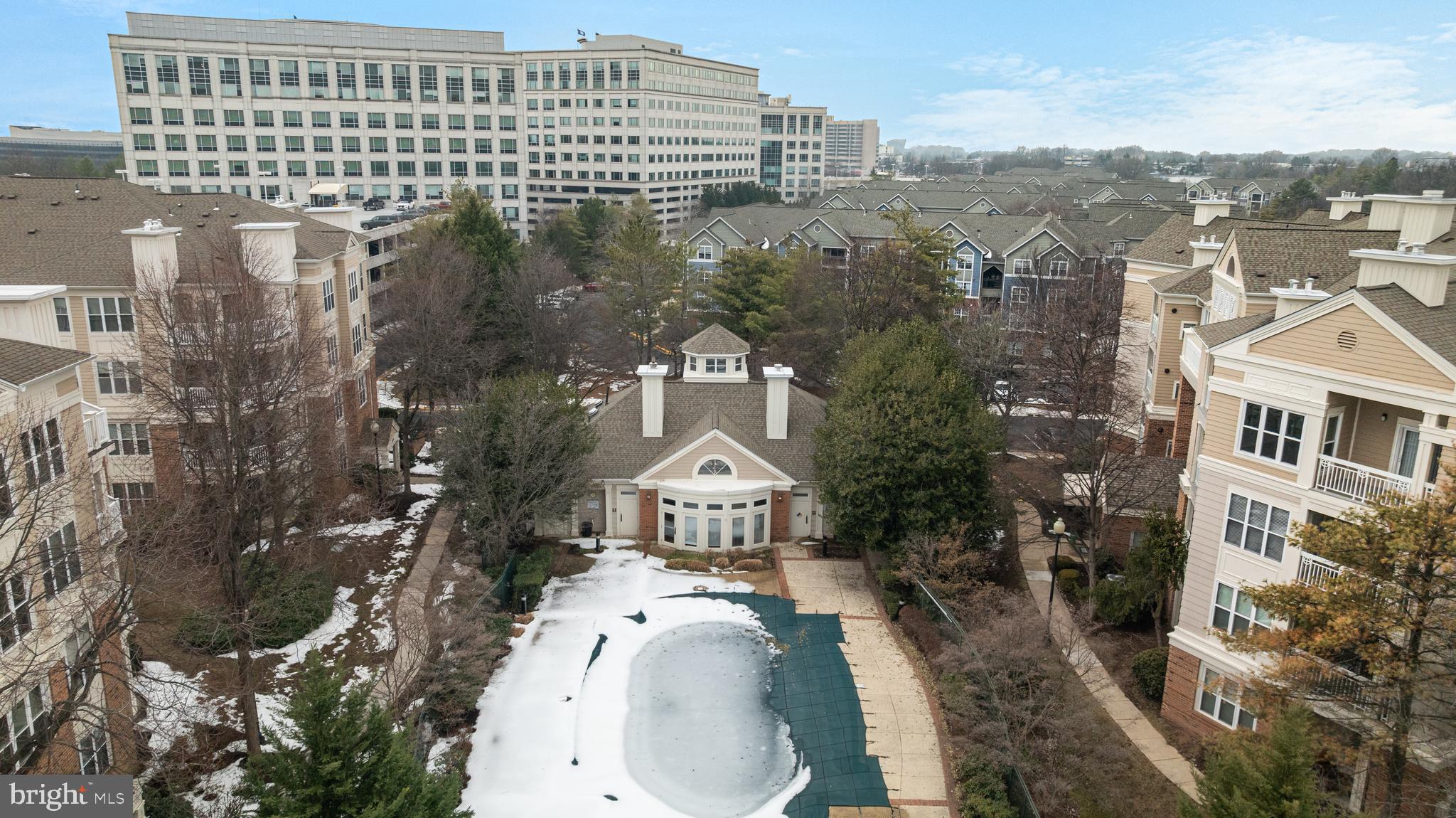 WORLDGATE CONDO - Residential