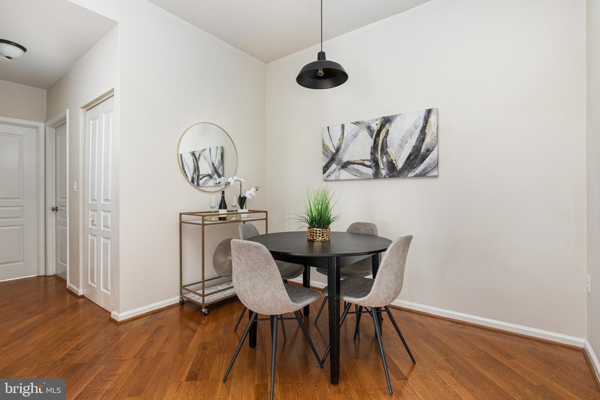 WORLDGATE CONDO - Residential