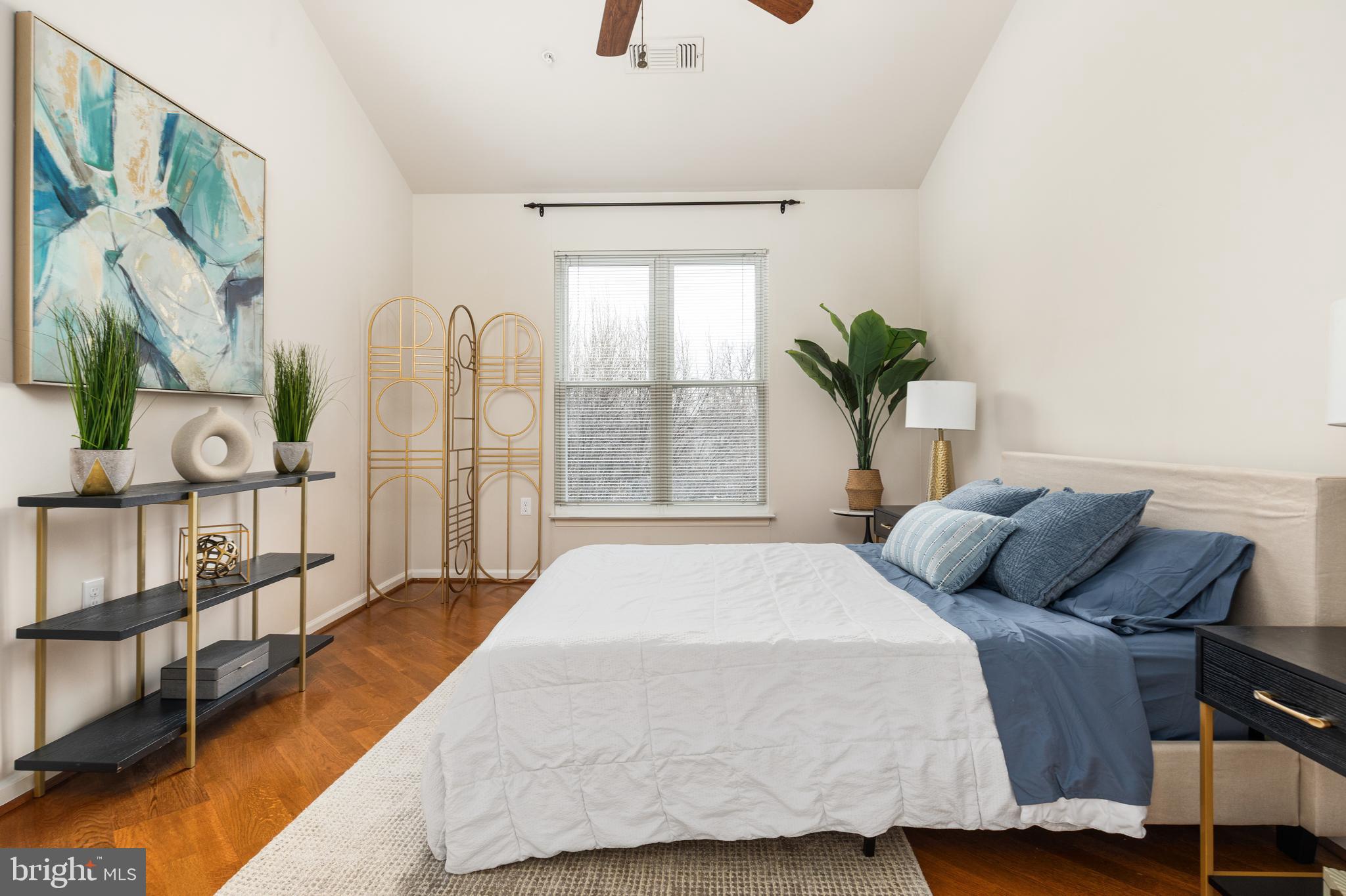 WORLDGATE CONDO - Residential