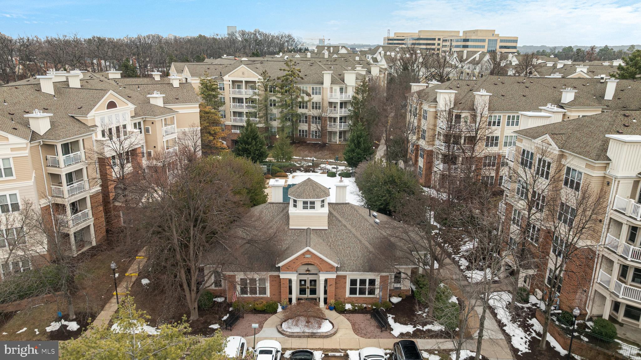 WORLDGATE CONDO - Residential