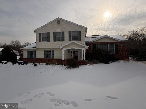 2530 BLARNEY DRIVE HARRISBURG PA 17112