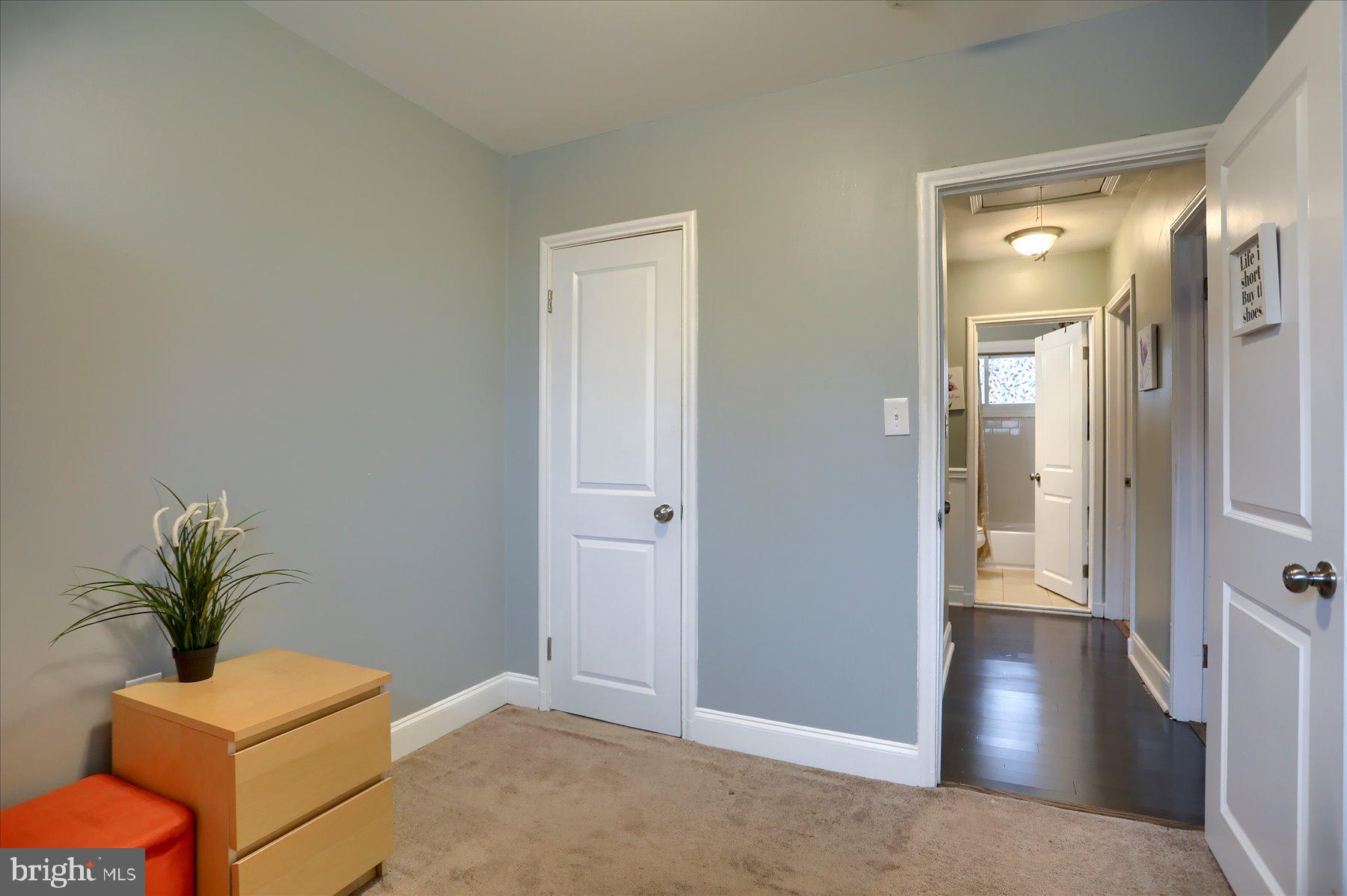 FRANKFORD - Residential