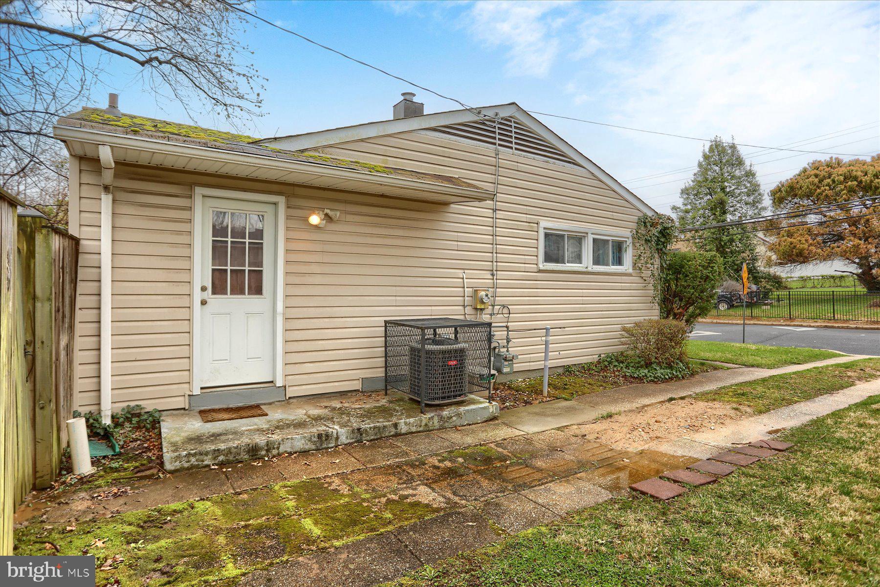 FRANKFORD - Residential