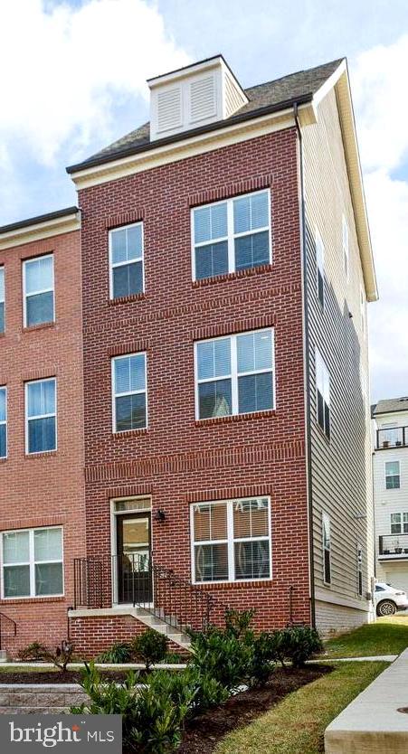 GLENMONT METROCENTRE - Residential