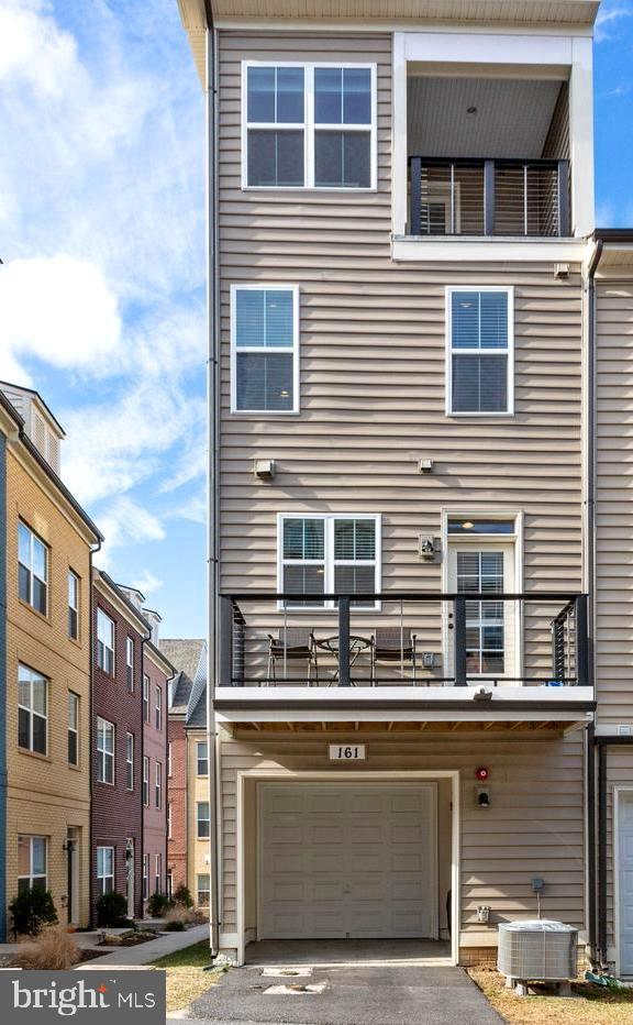 GLENMONT METROCENTRE - Residential