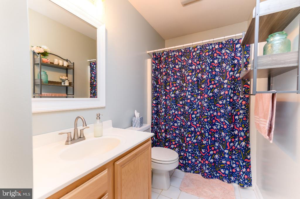 WARNER WOODS - Residential