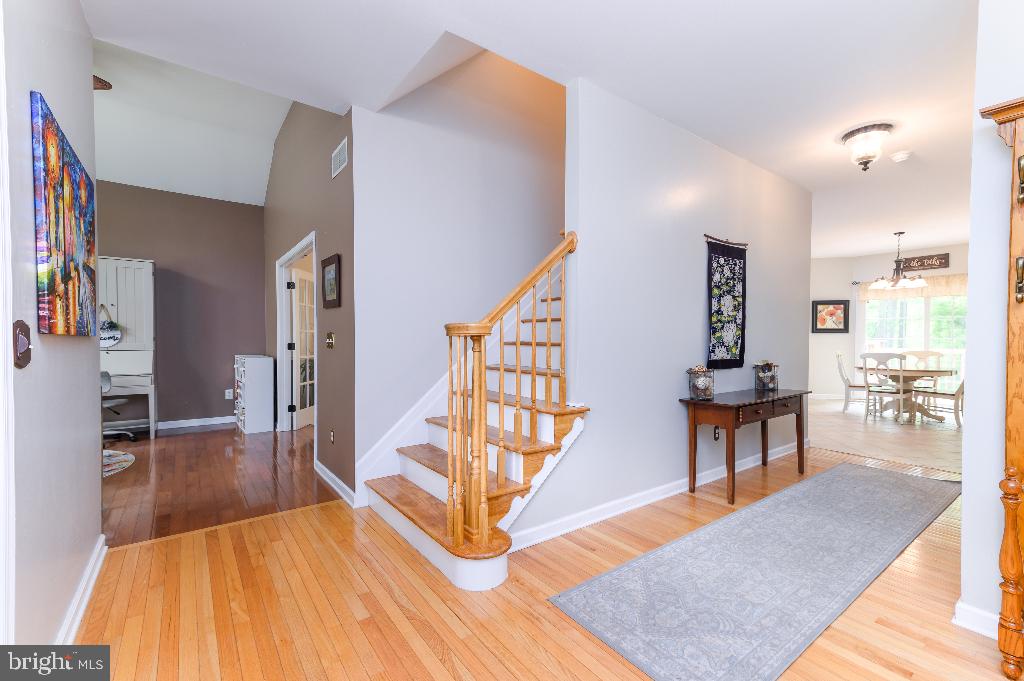 WARNER WOODS - Residential