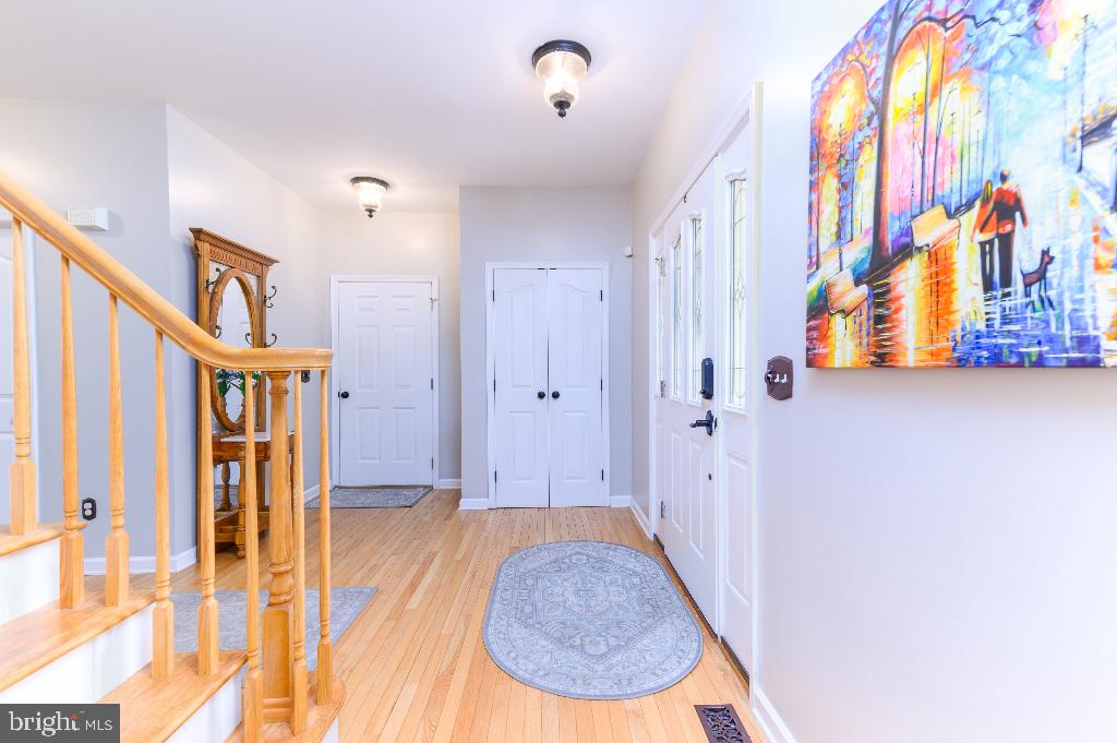 WARNER WOODS - Residential