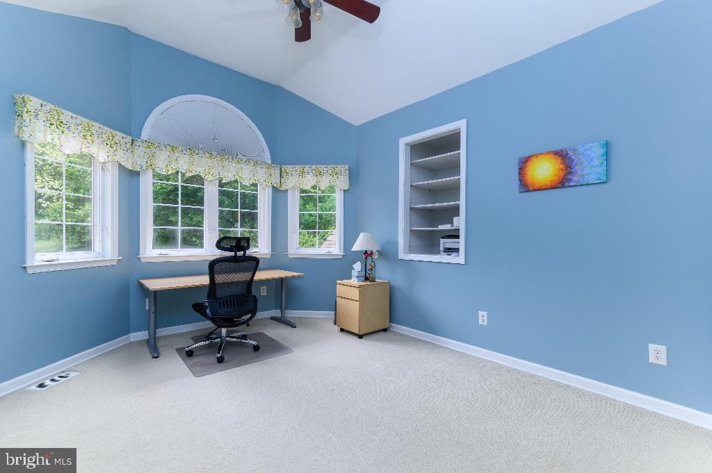 WARNER WOODS - Residential