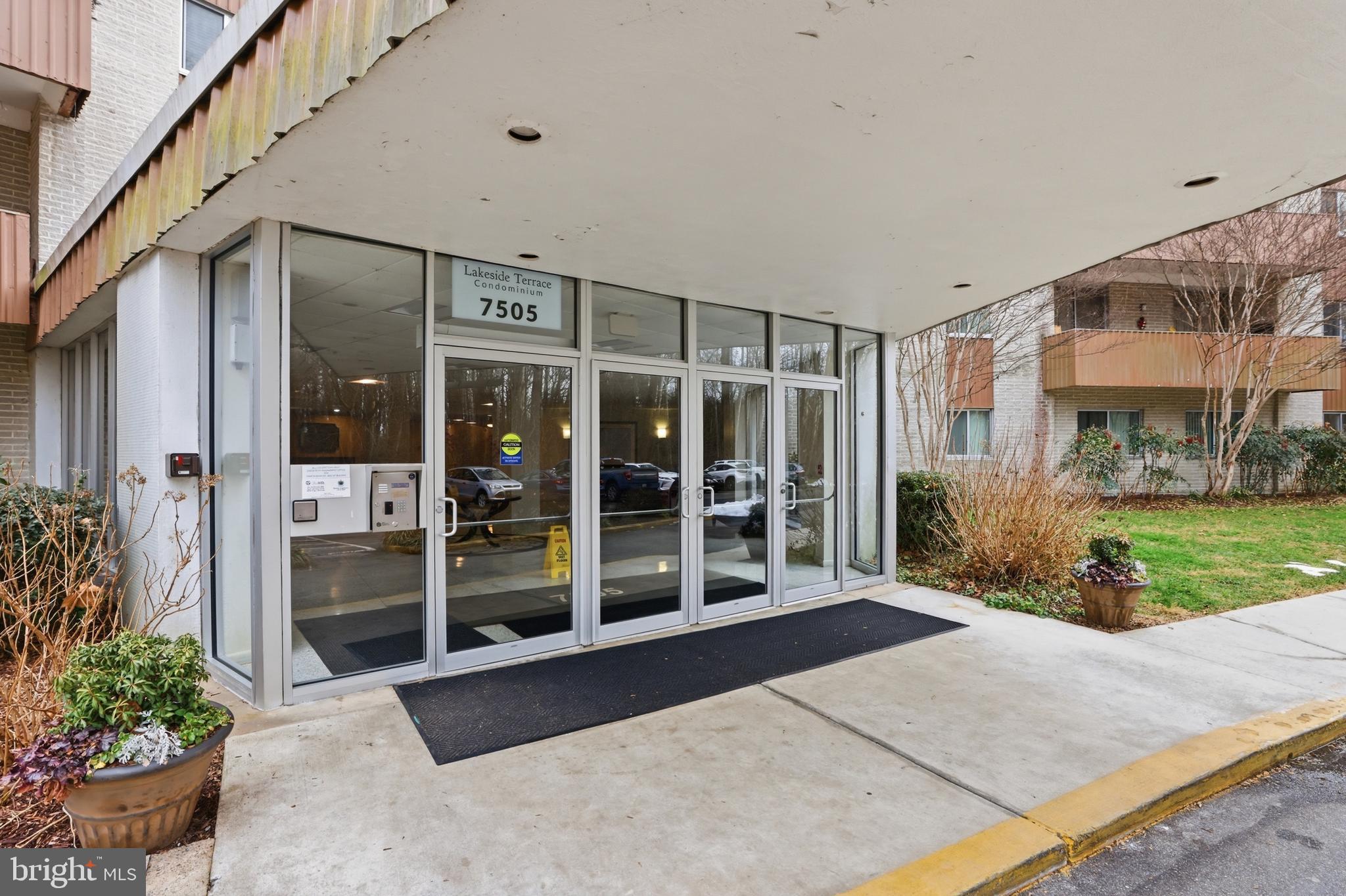 7505 DEMOCRACY BOULEVARD A-123