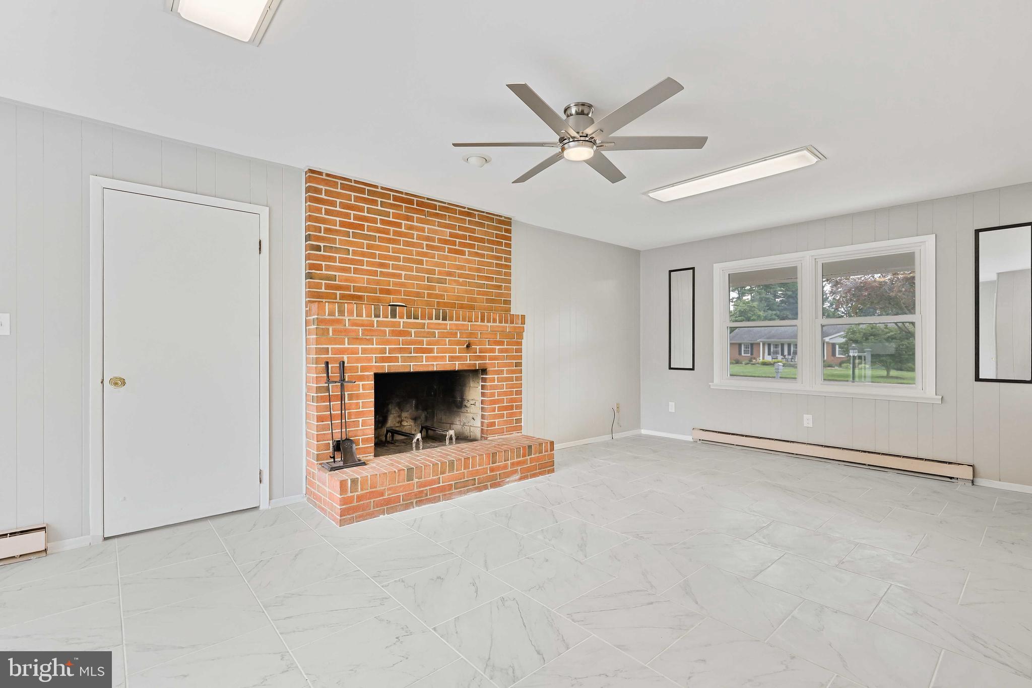 FALLSMONT - Residential