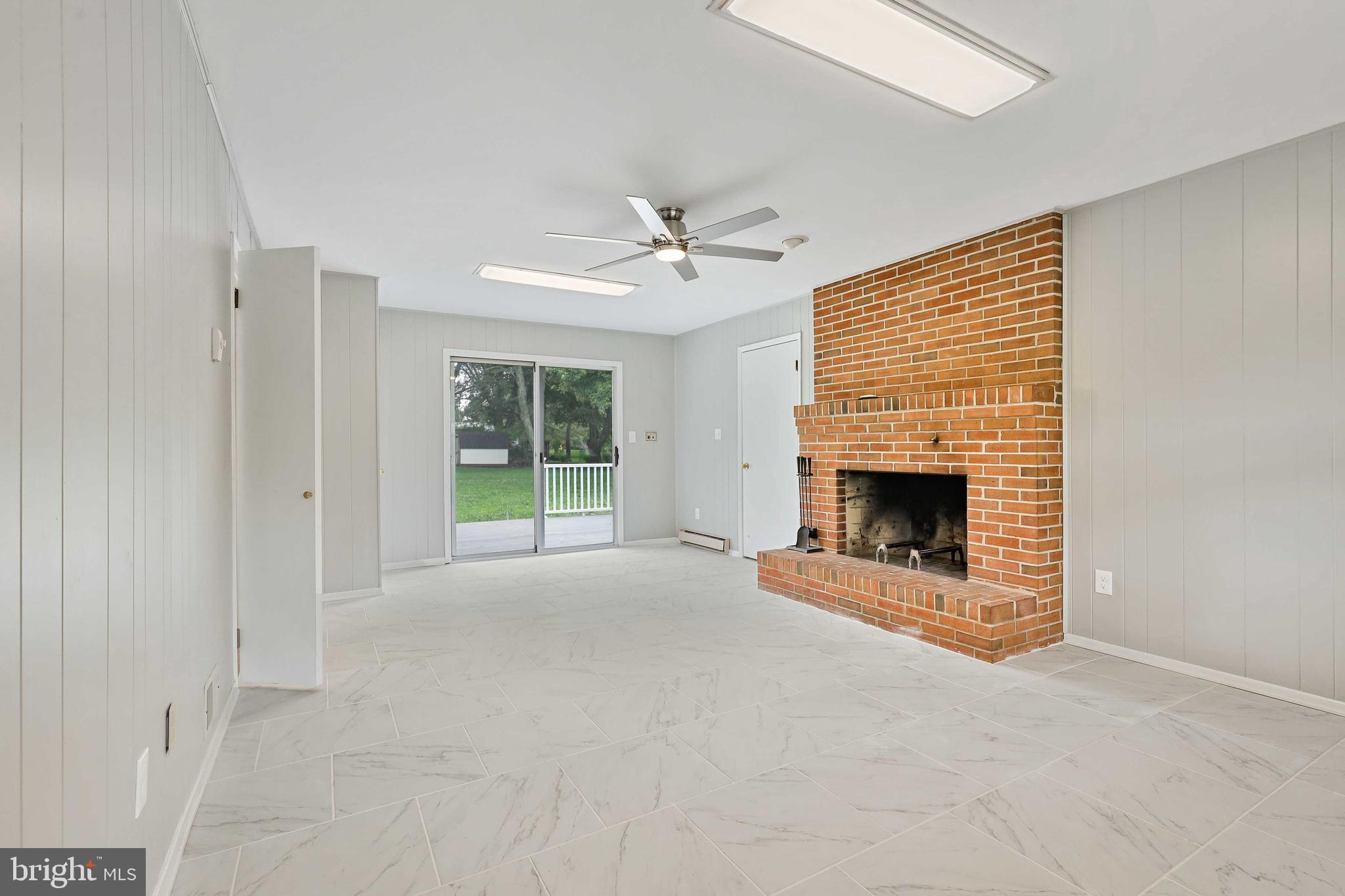 FALLSMONT - Residential