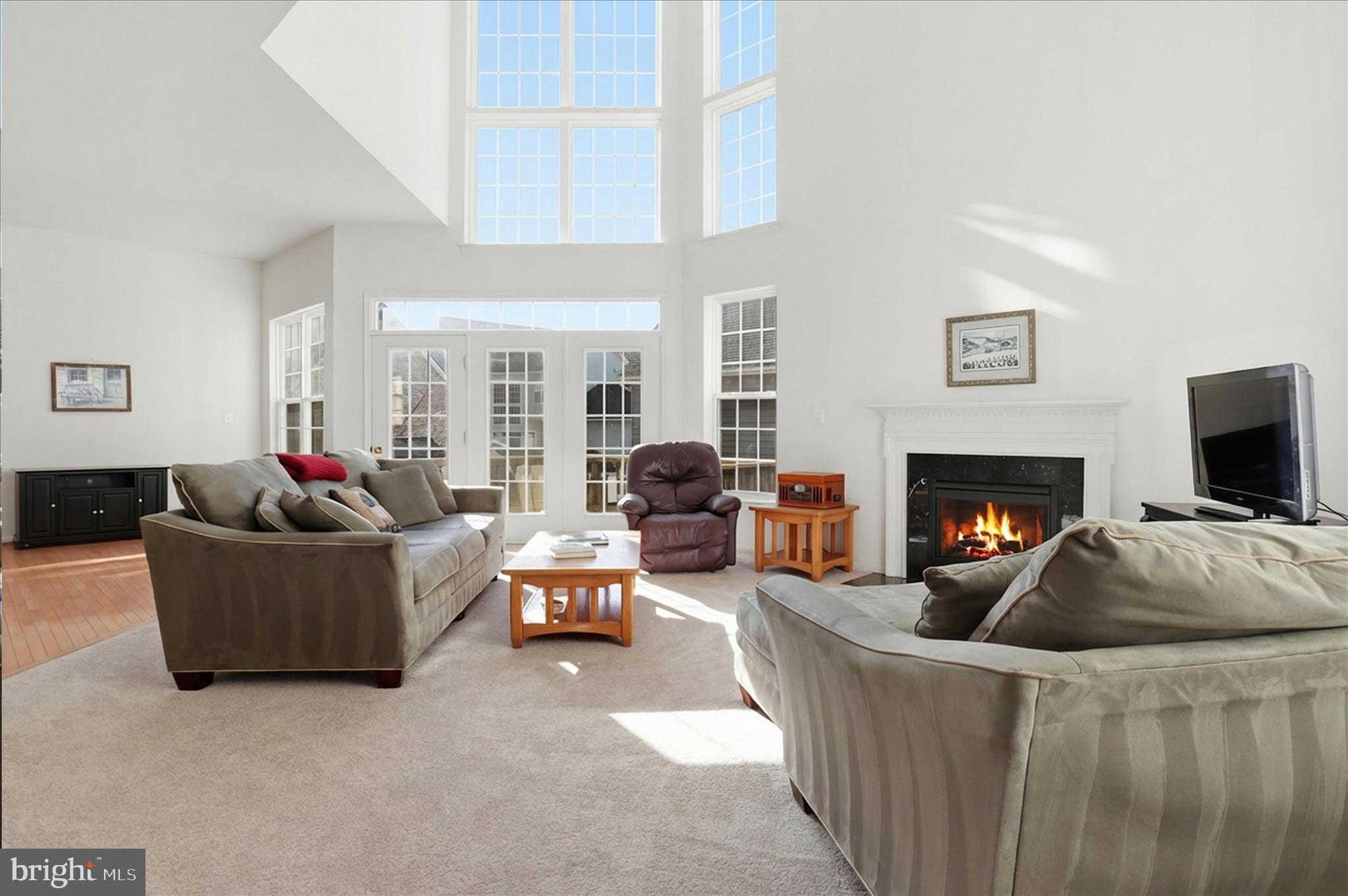 LAKE POINT ROUND HILL - Residential