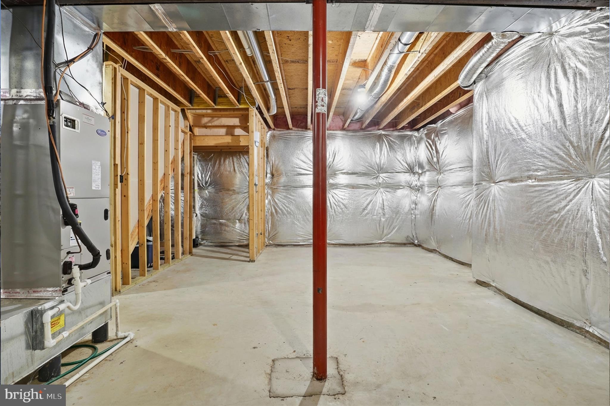 LAKE POINT ROUND HILL - Residential