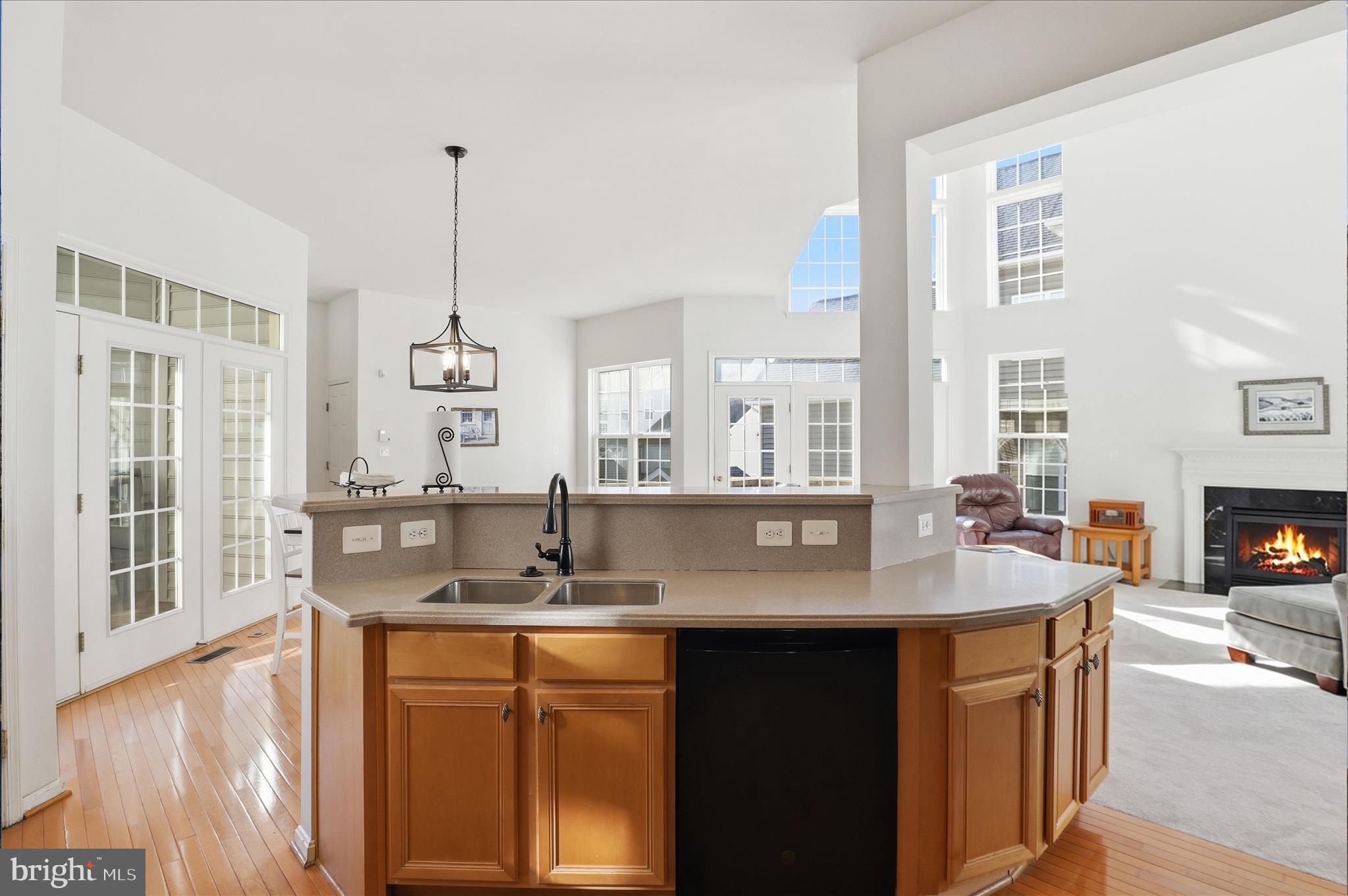 LAKE POINT ROUND HILL - Residential