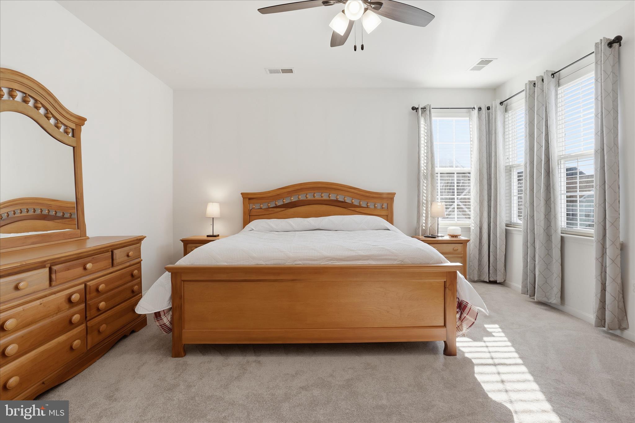 LAKE POINT ROUND HILL - Residential