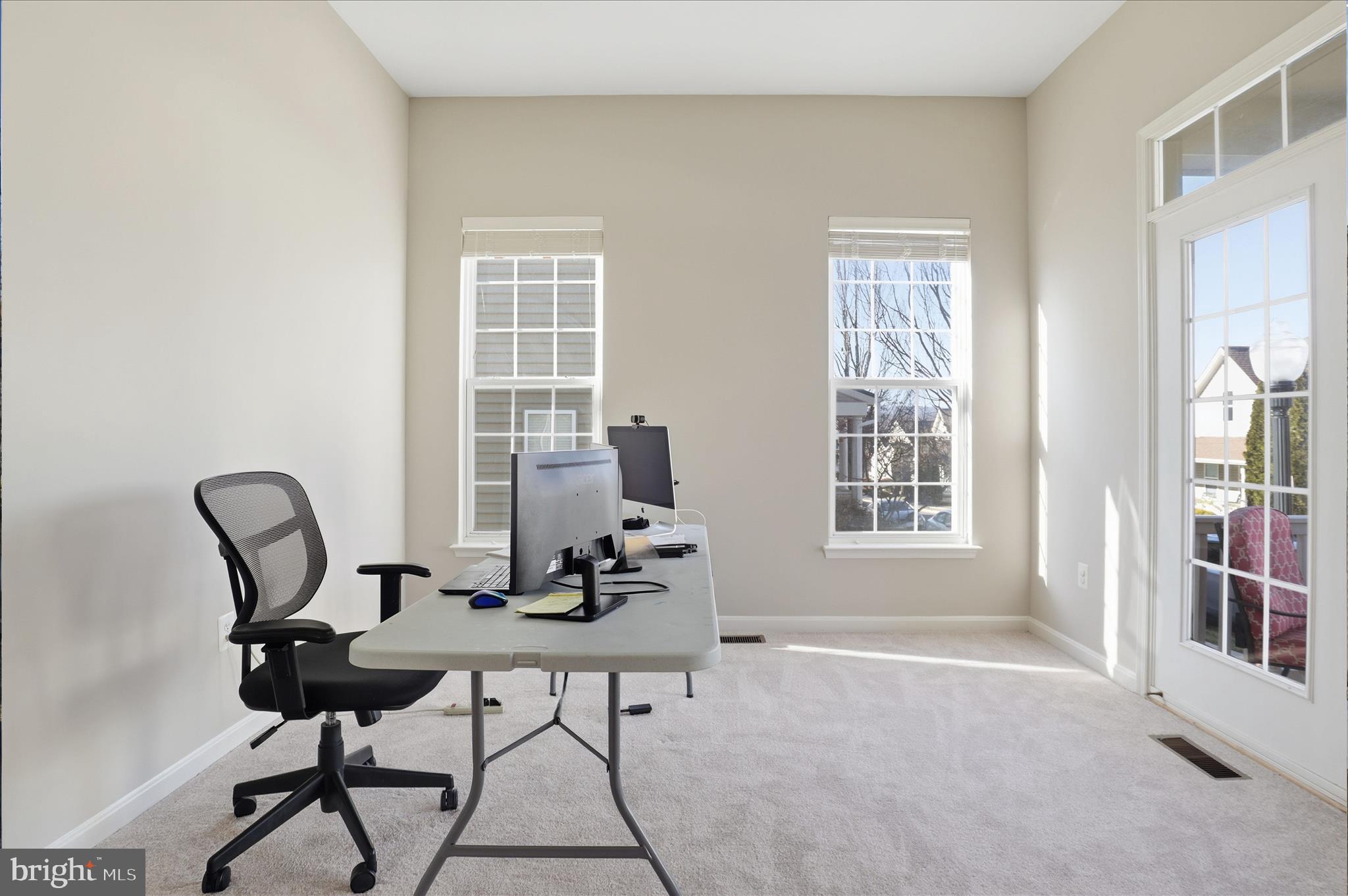 LAKE POINT ROUND HILL - Residential