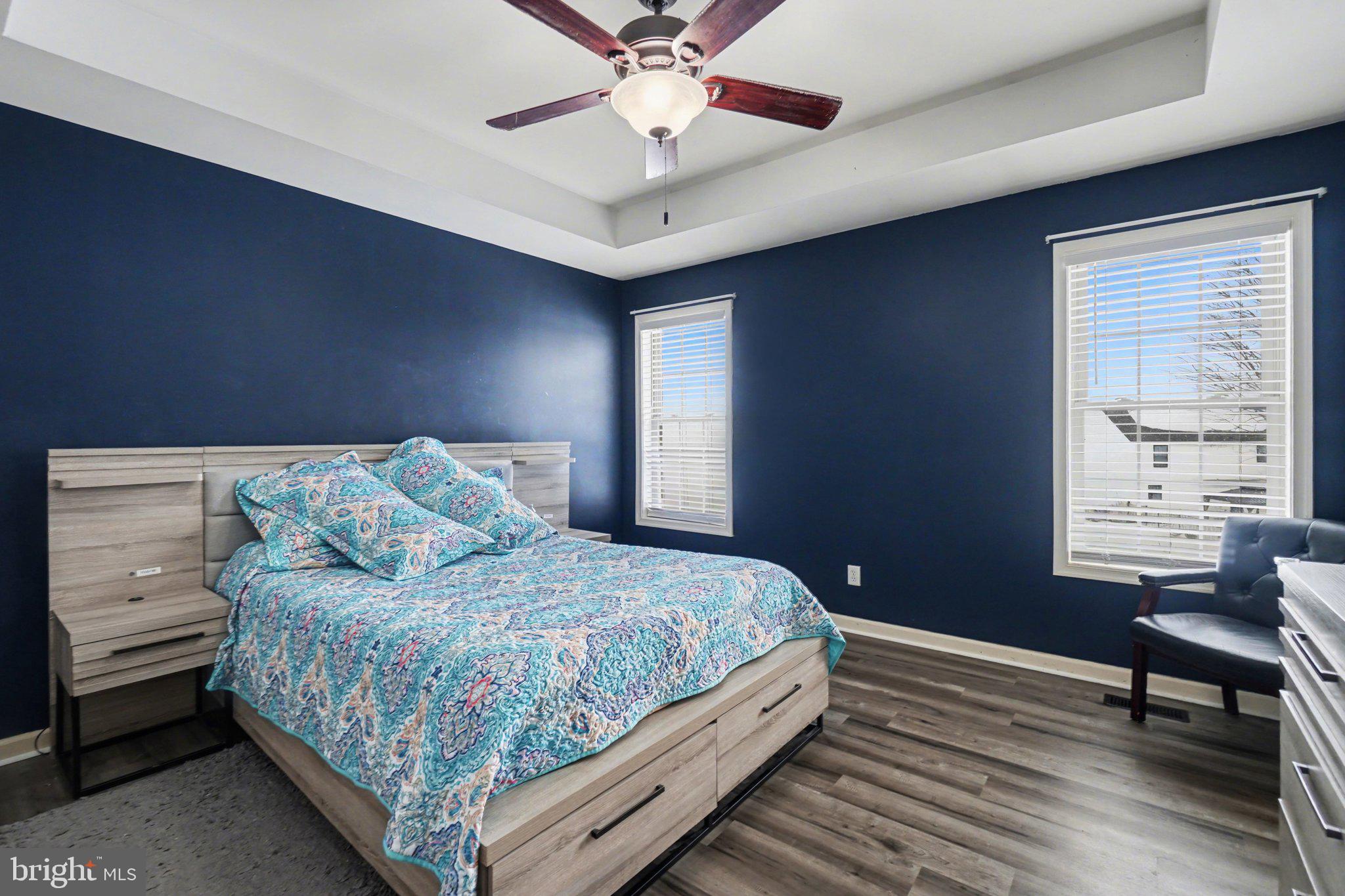 WALNUT KNOLLS - Residential