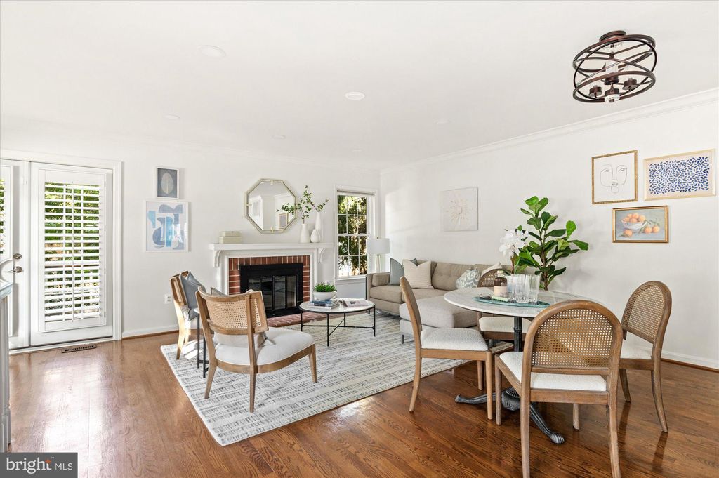 Photo of 4098 Cherry Hill Road, ARLINGTON, VA 22207 (MLS # VAAR2064356)