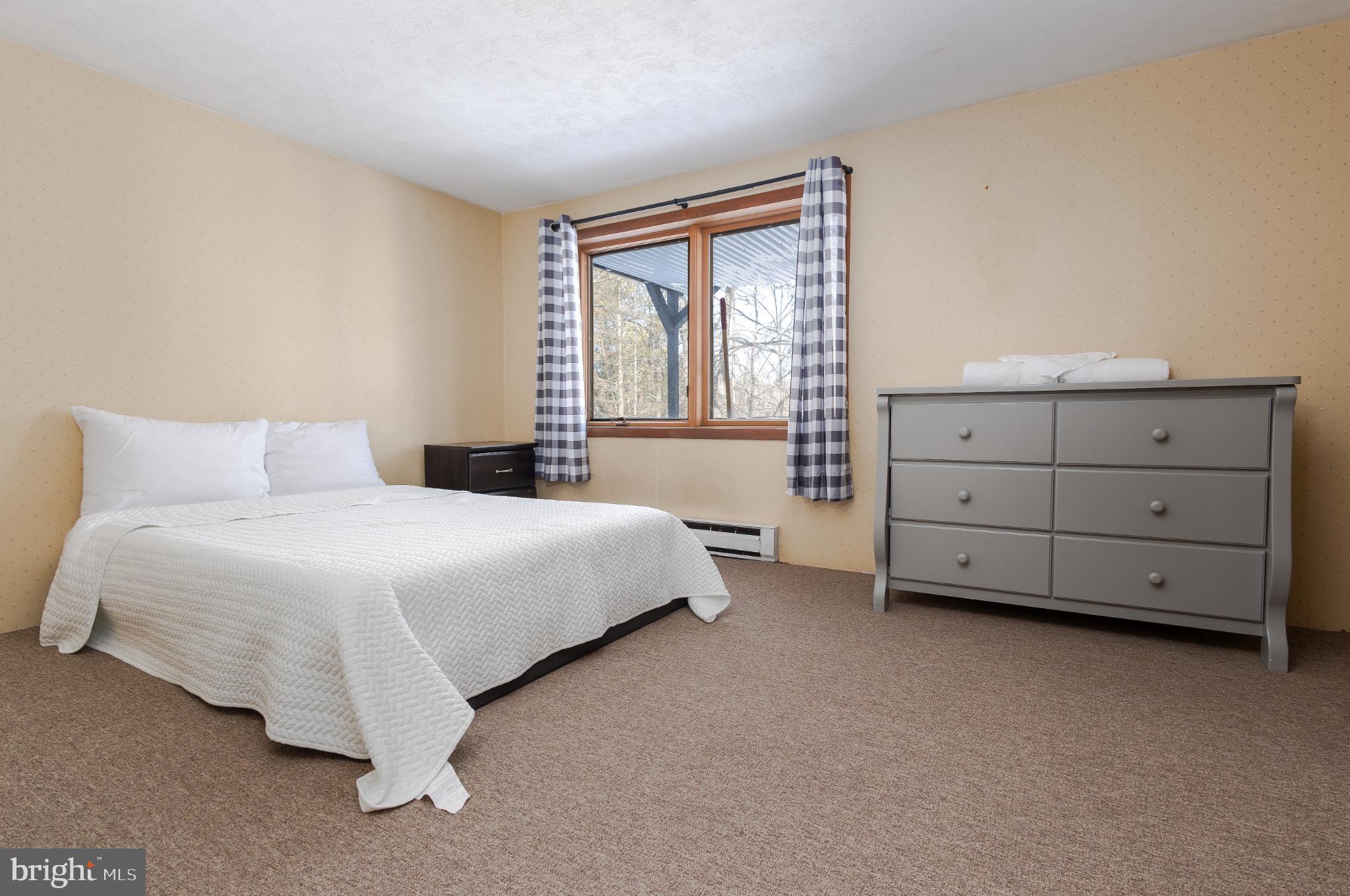 BERKELEY SPRINGS - Residential