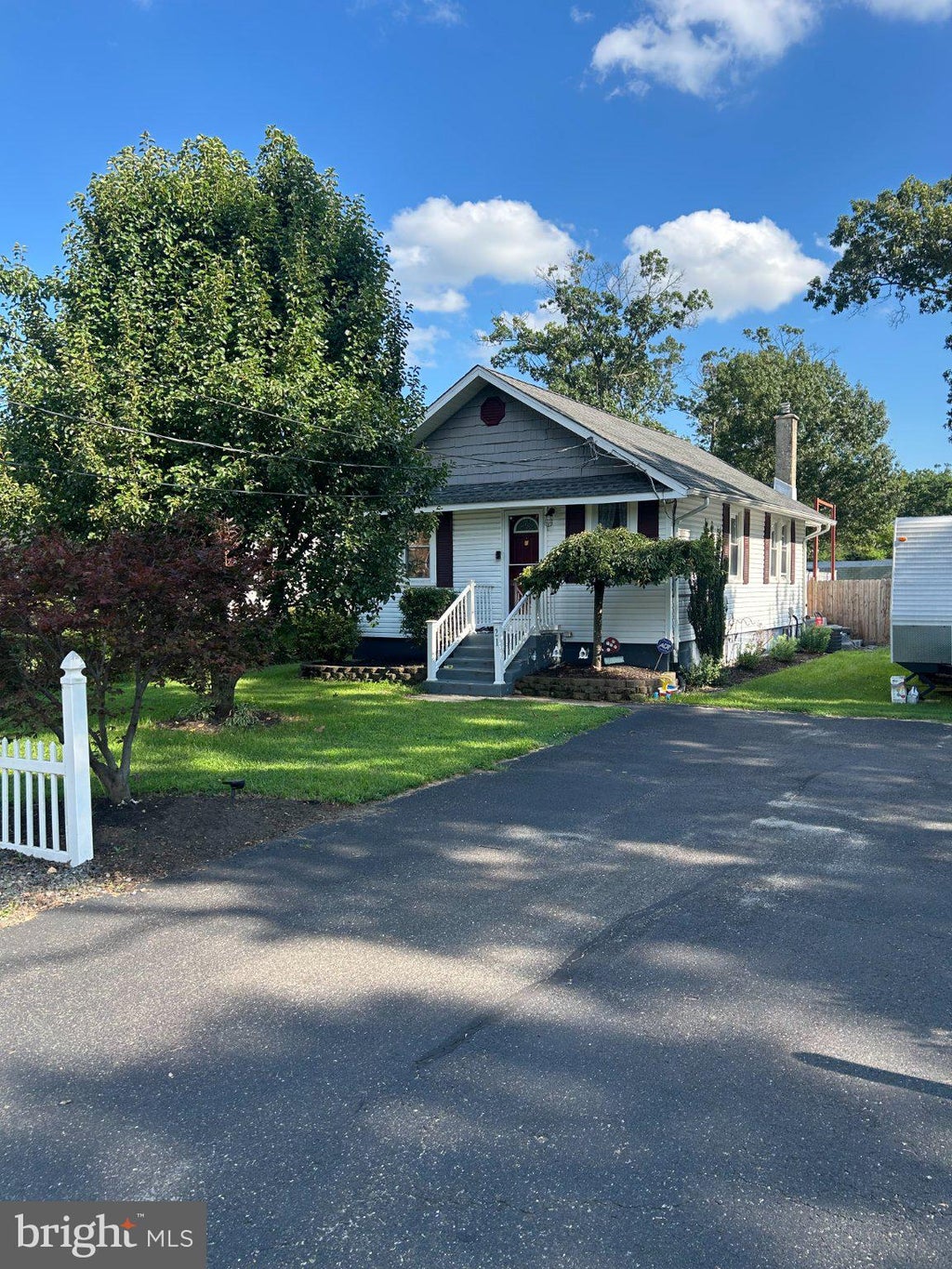 Photo of 21 Margaret Avenue, SEWELL, NJ 08080 (MLS # NJGL2076854)