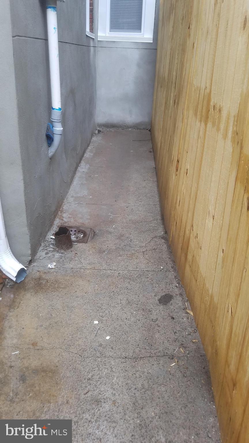 KENSINGTON - Residential Lease