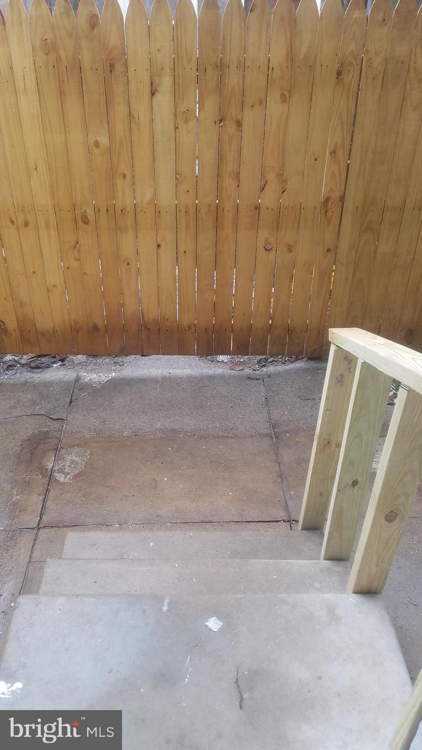 KENSINGTON - Residential Lease