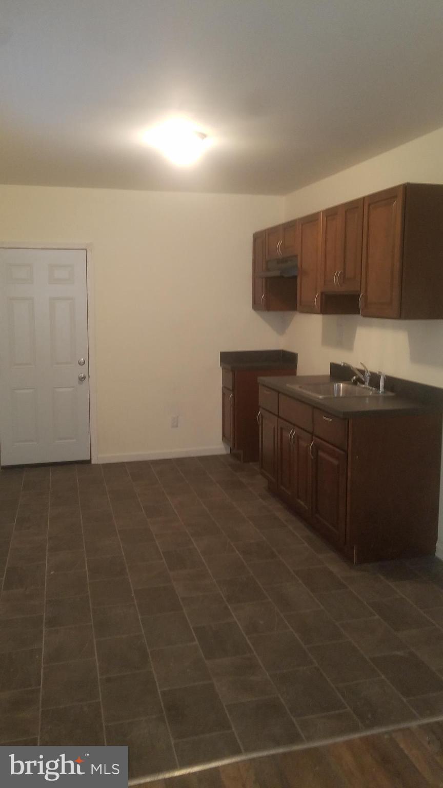 KENSINGTON - Residential Lease