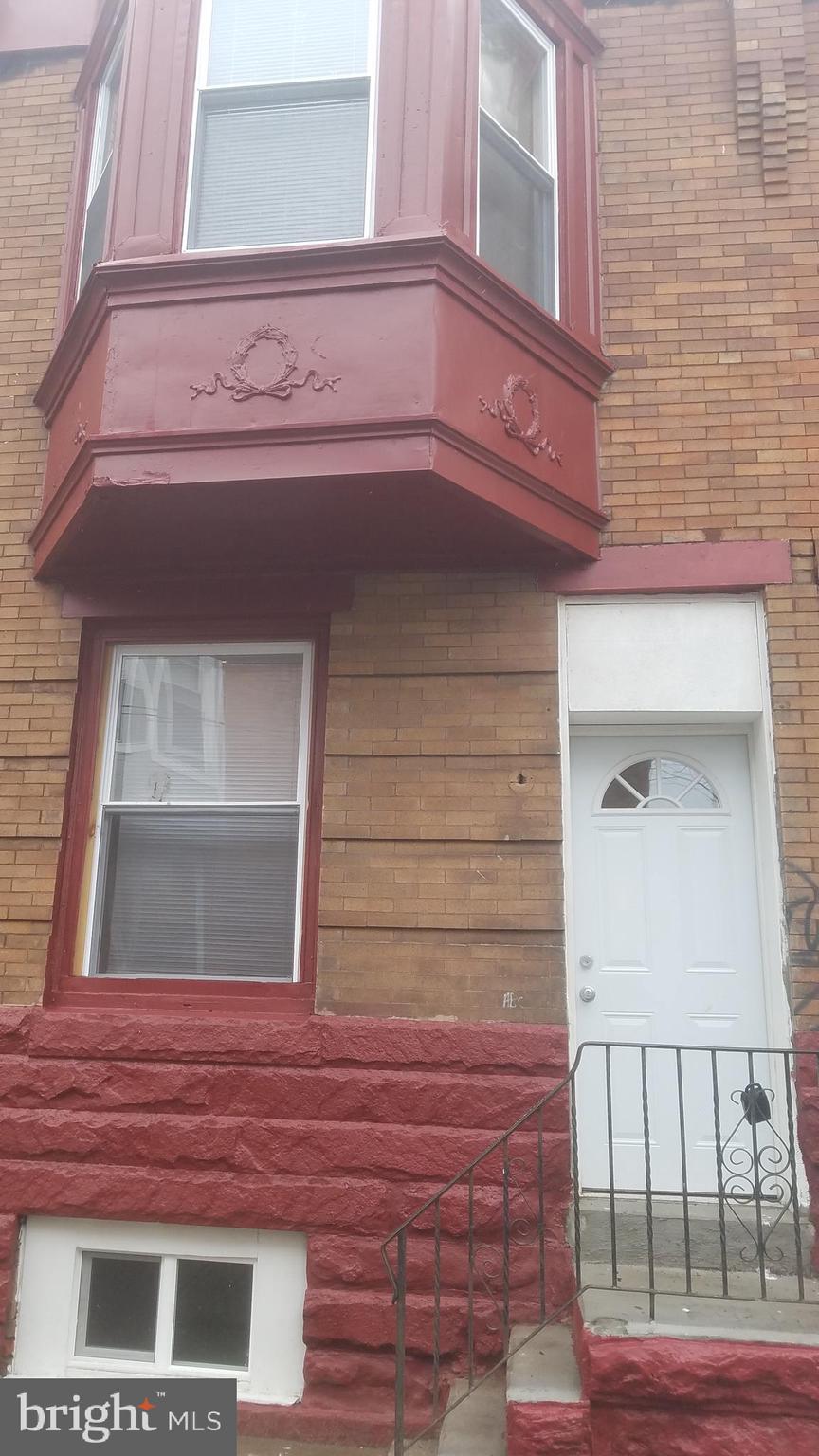 KENSINGTON - Residential Lease