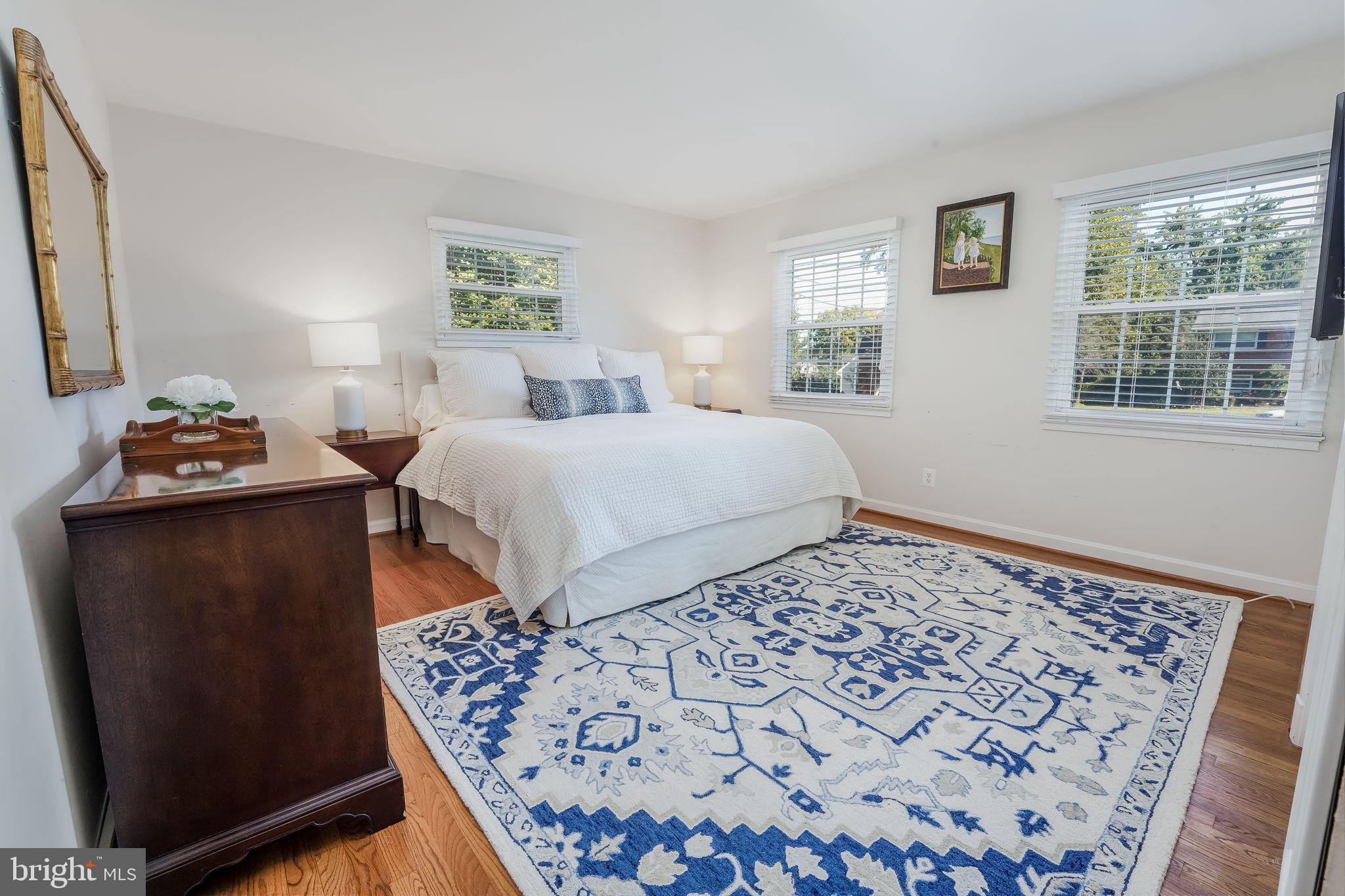 BROYHILLS MCLEAN ESTATES - Residential